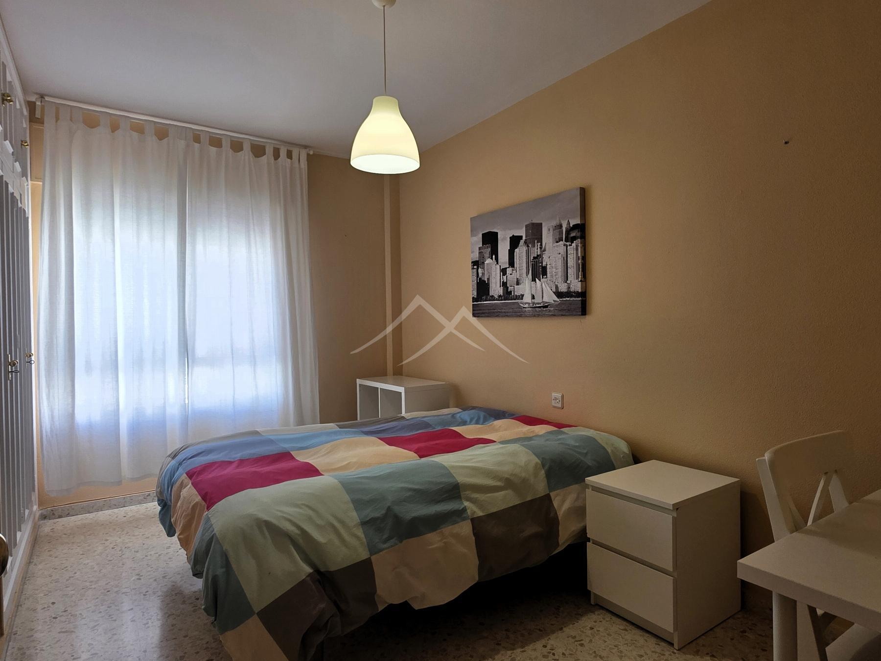 For sale of flat in El Puerto de Santa María
