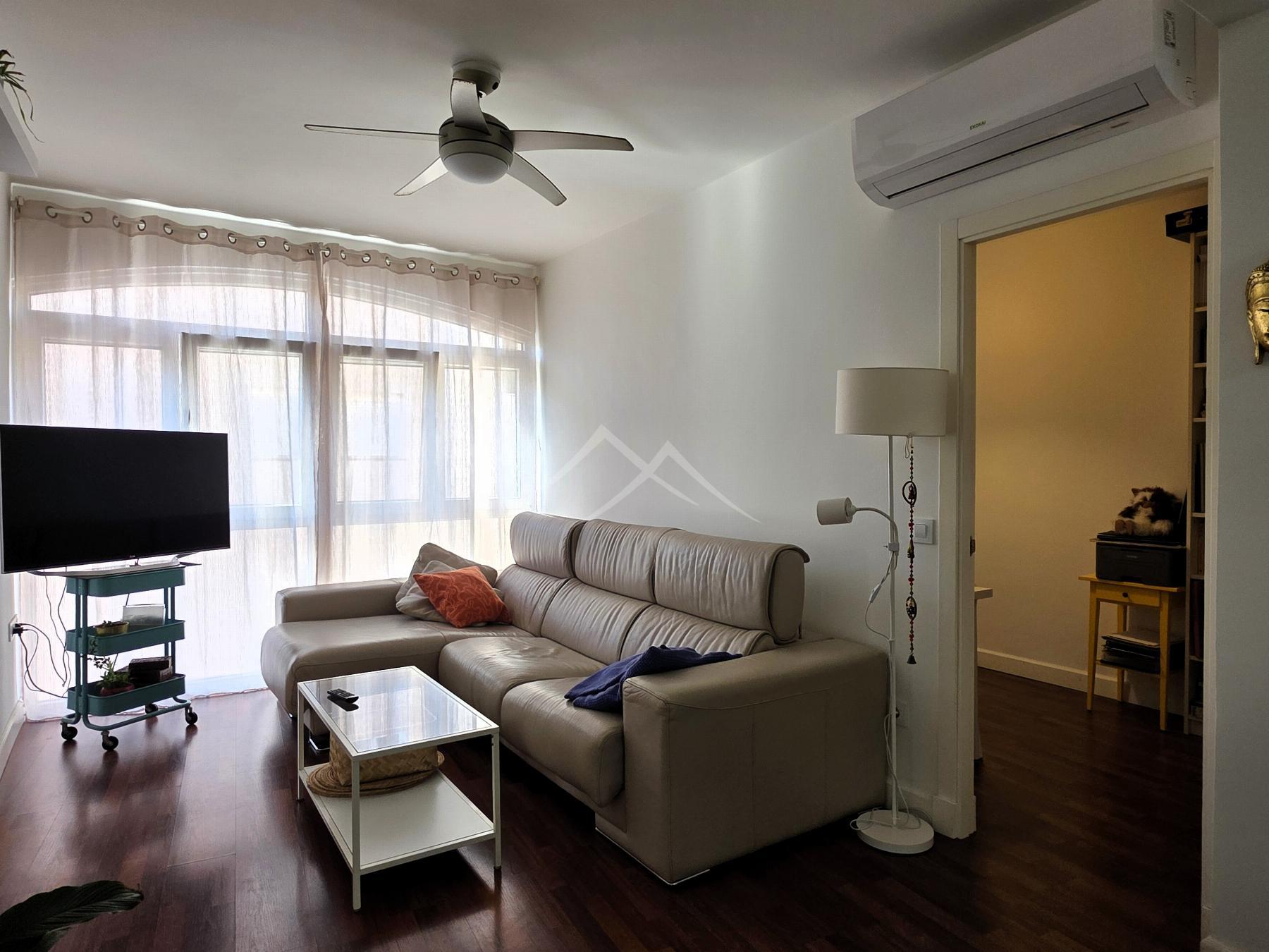 For sale of flat in Cádiz