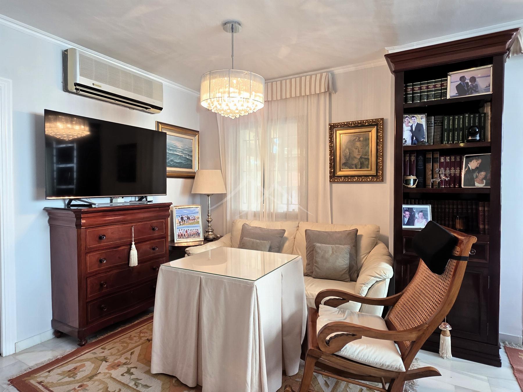 For sale of chalet in El Puerto de Santa María