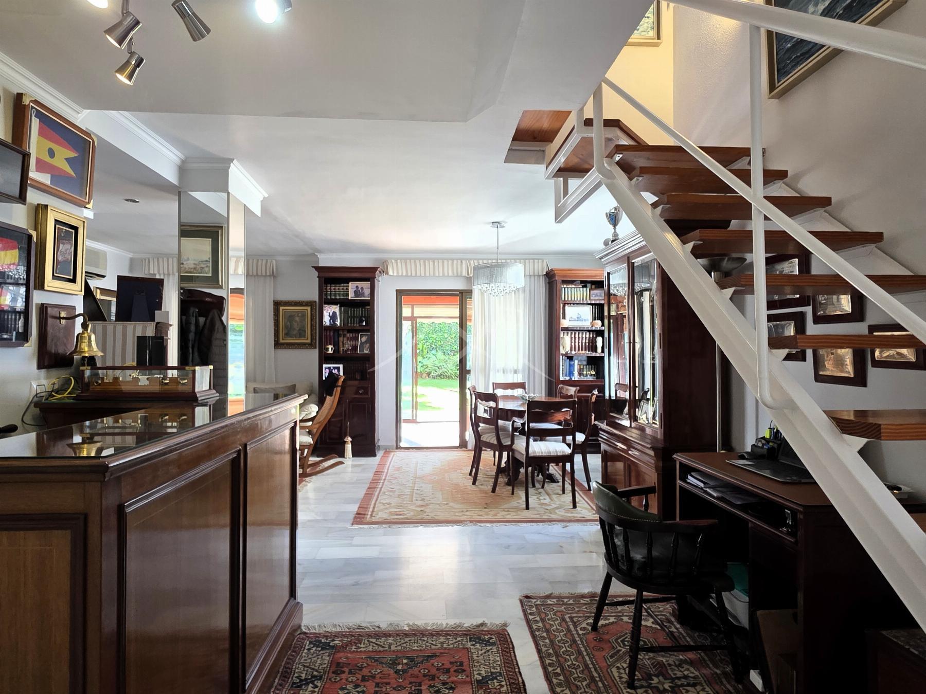 For sale of chalet in El Puerto de Santa María