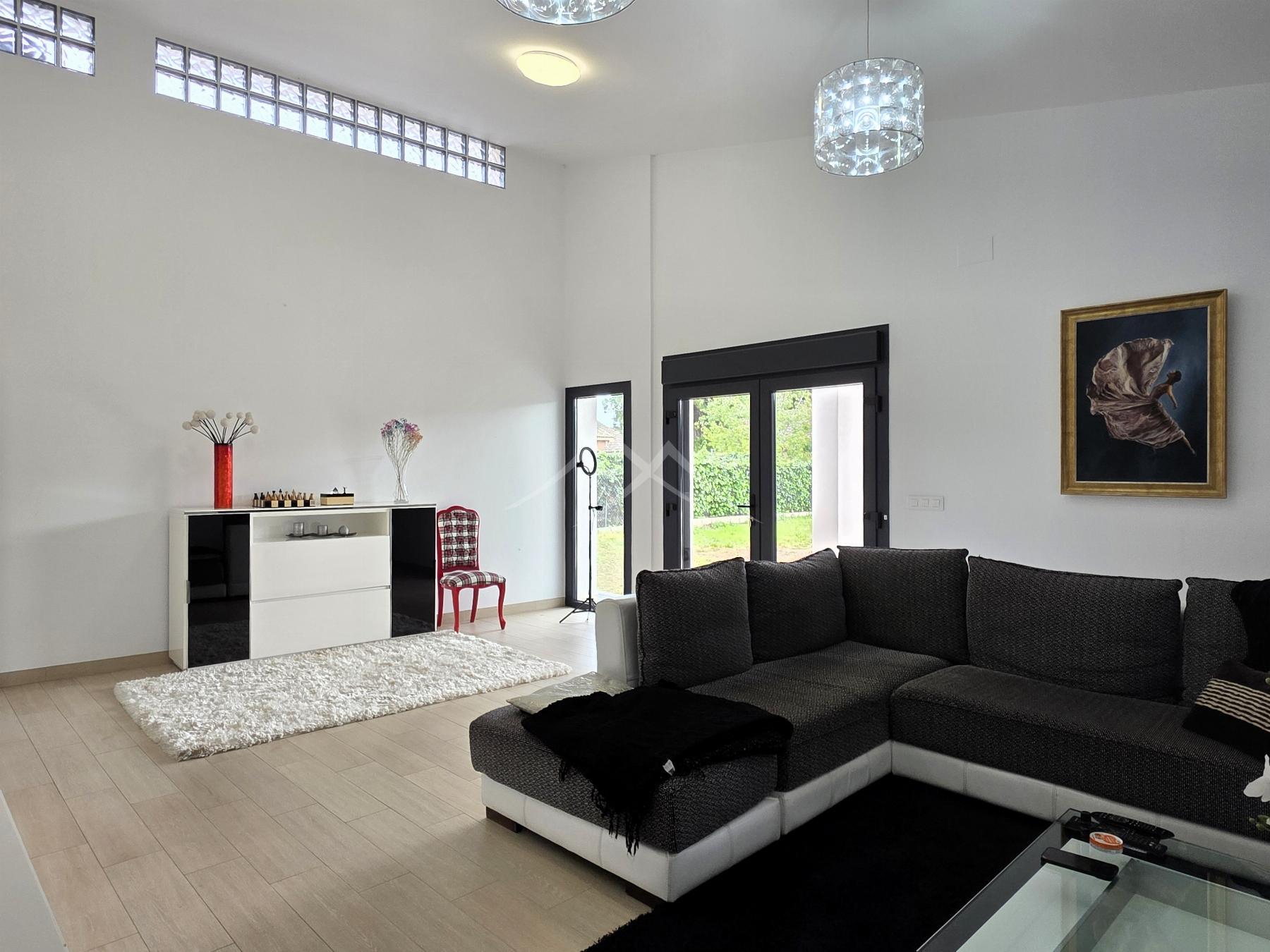 For sale of chalet in El Puerto de Santa María