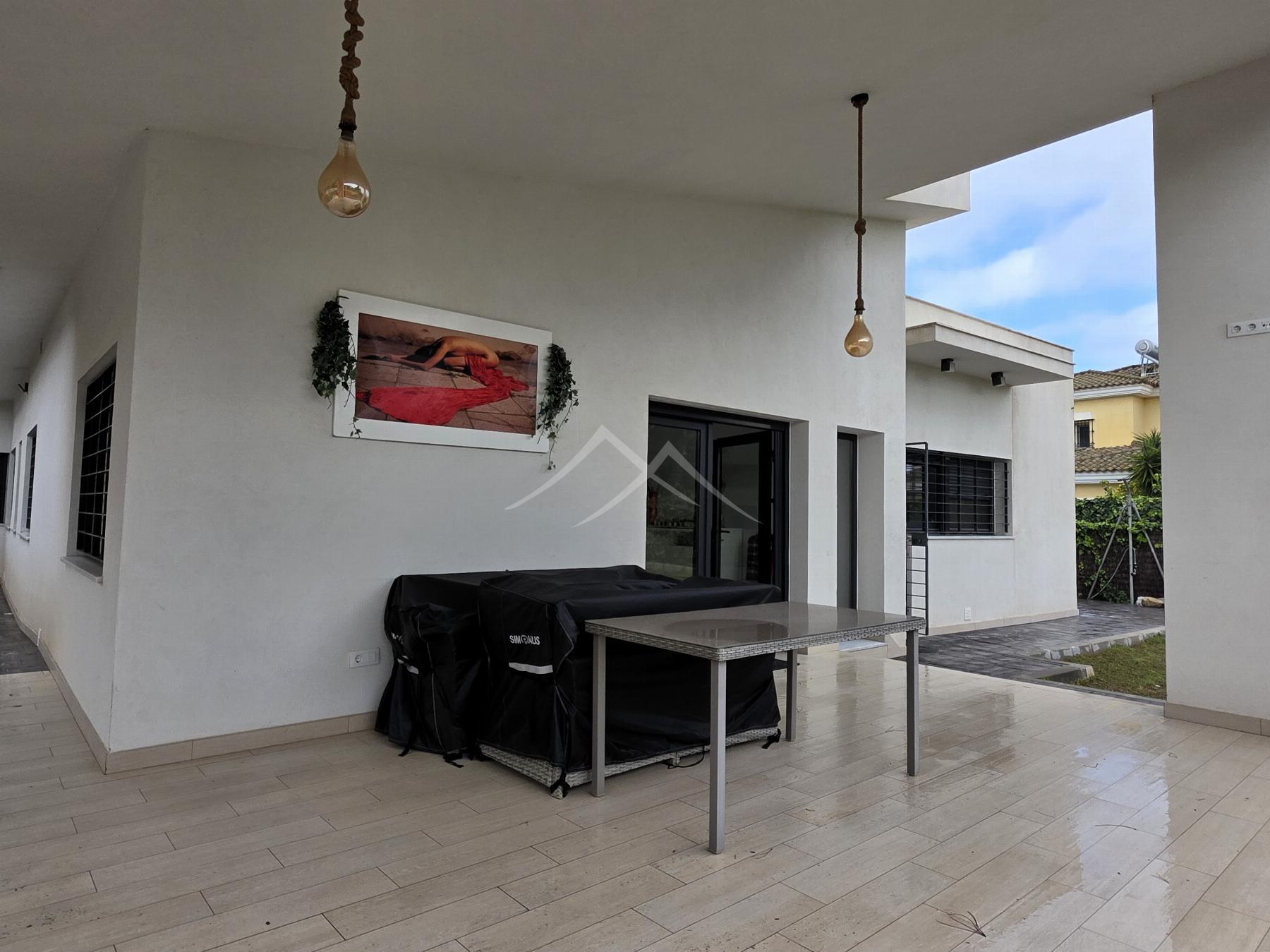 For sale of chalet in El Puerto de Santa María