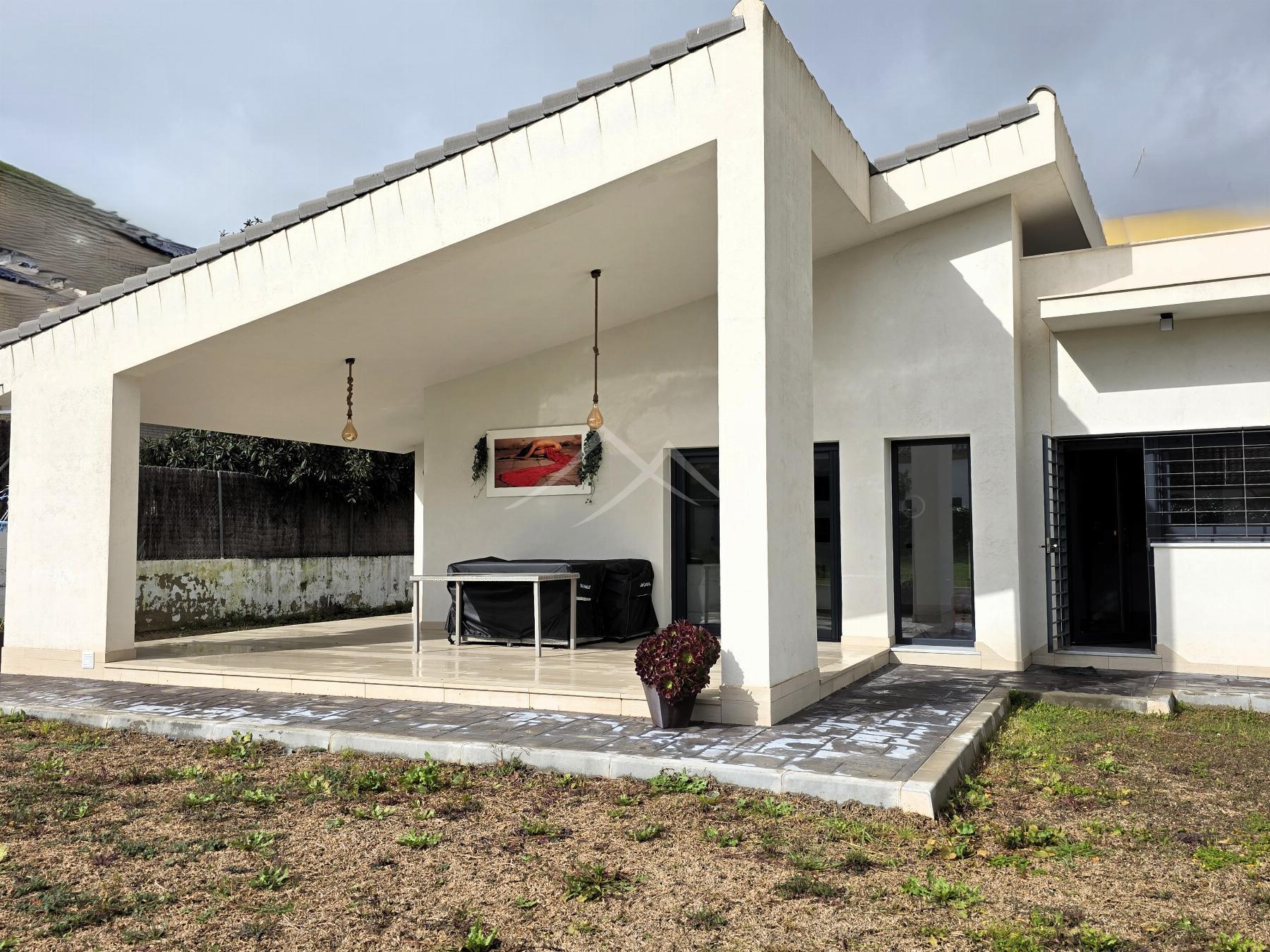 For sale of chalet in El Puerto de Santa María