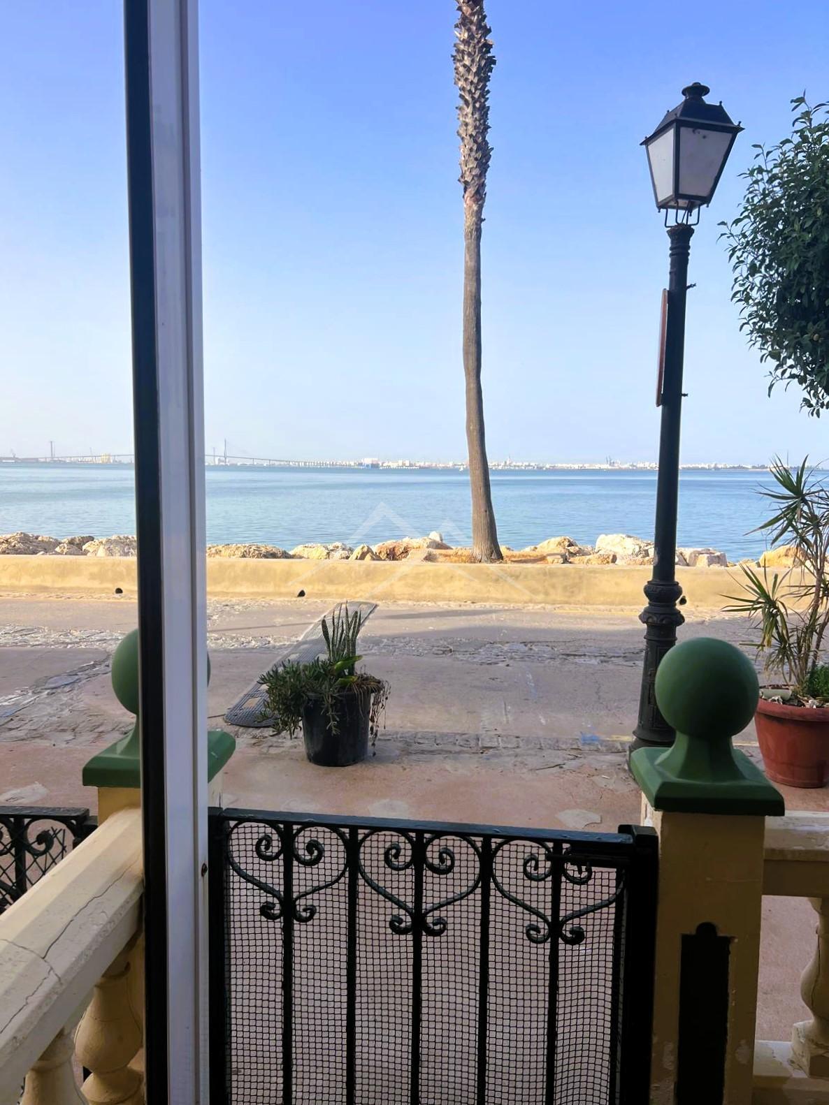 For sale of apartment in El Puerto de Santa María