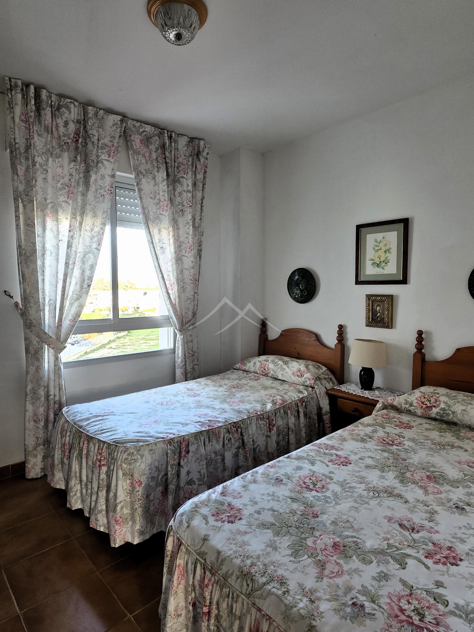 For sale of flat in El Puerto de Santa María