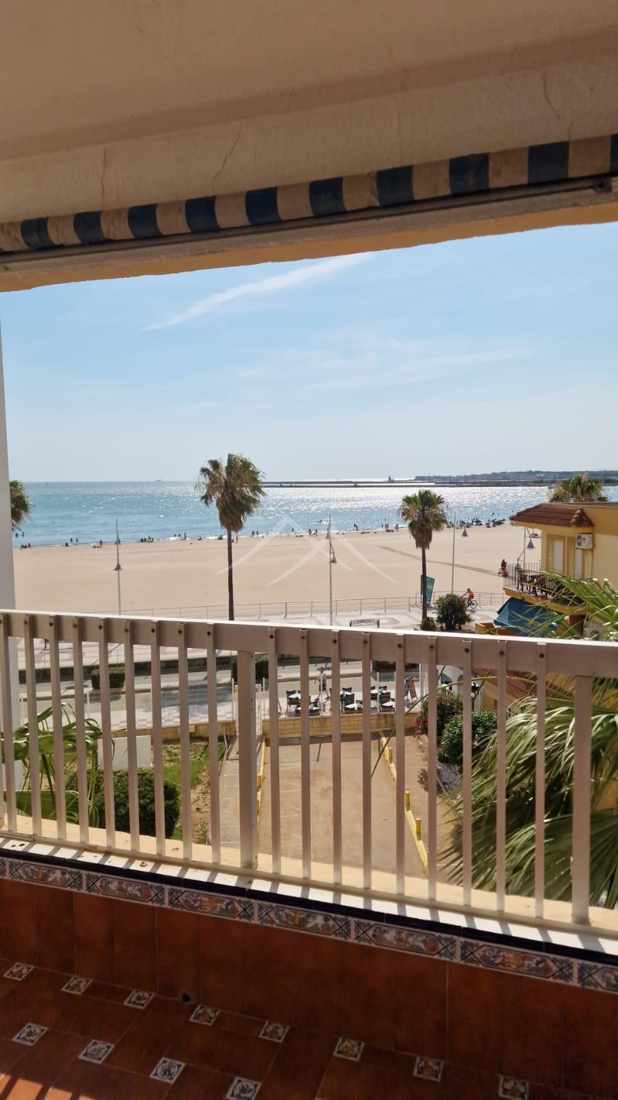For sale of flat in El Puerto de Santa María