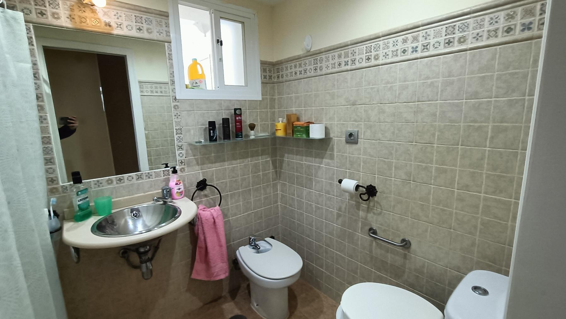For sale of flat in San Fernando