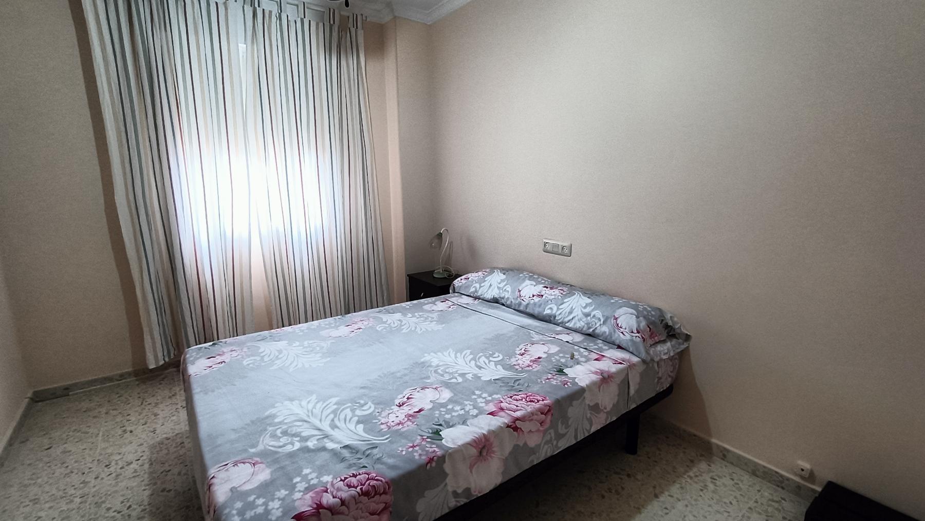 For sale of flat in San Fernando
