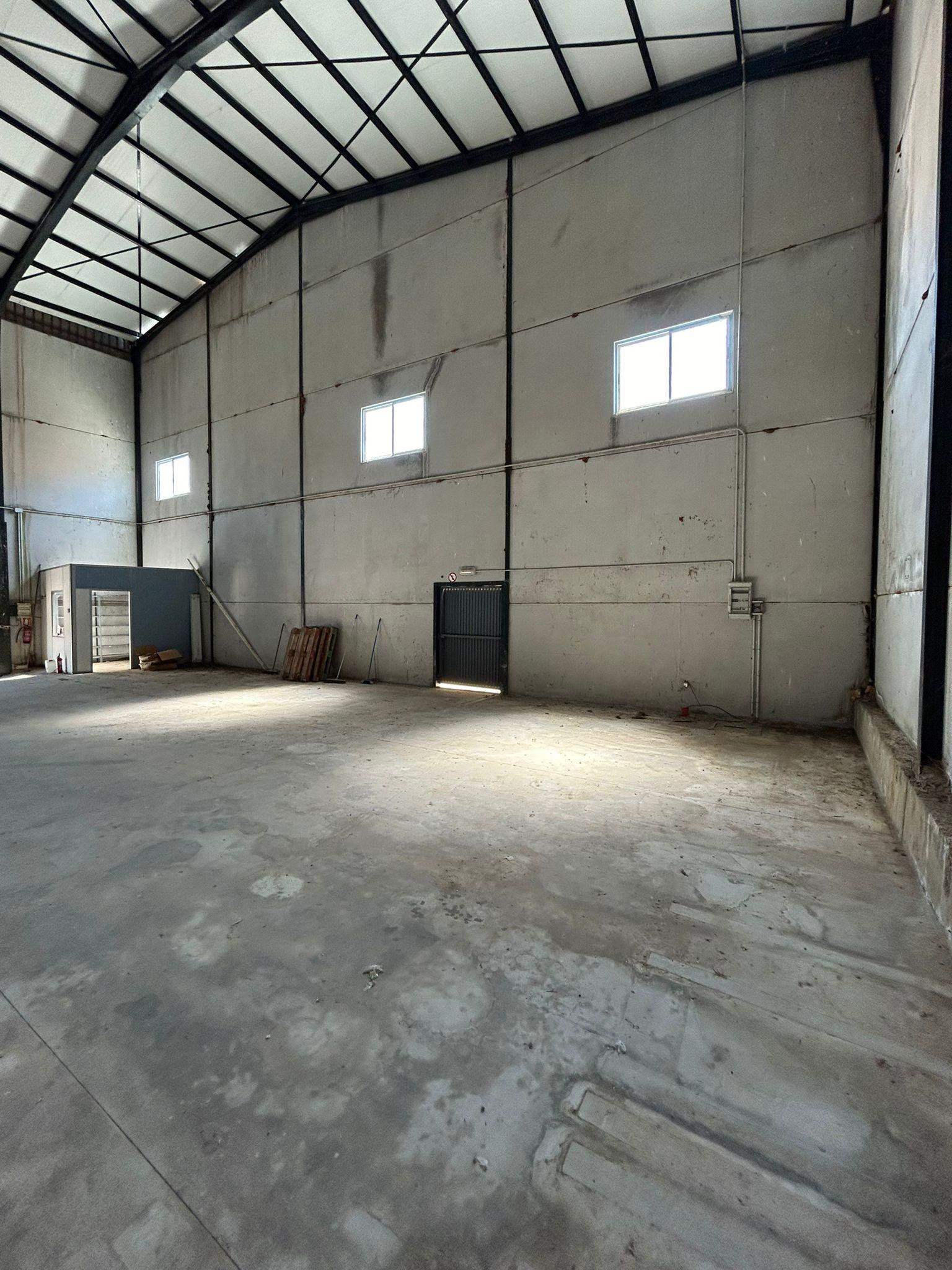 For sale of industrial plant/warehouse in Alcalá de los Gazules