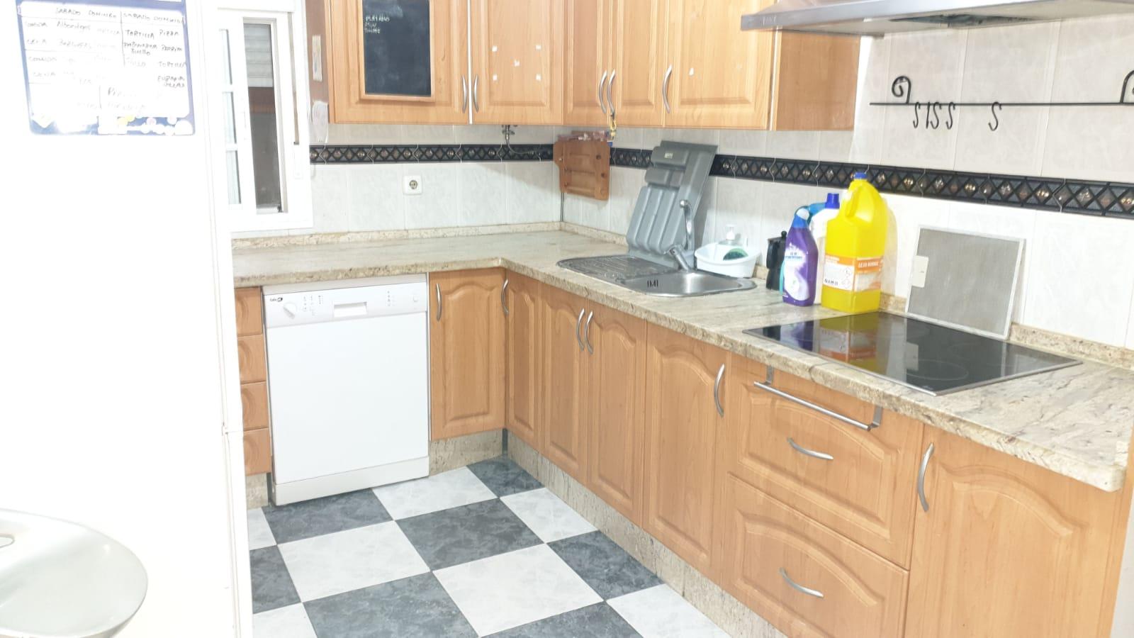 For sale of flat in San Fernando