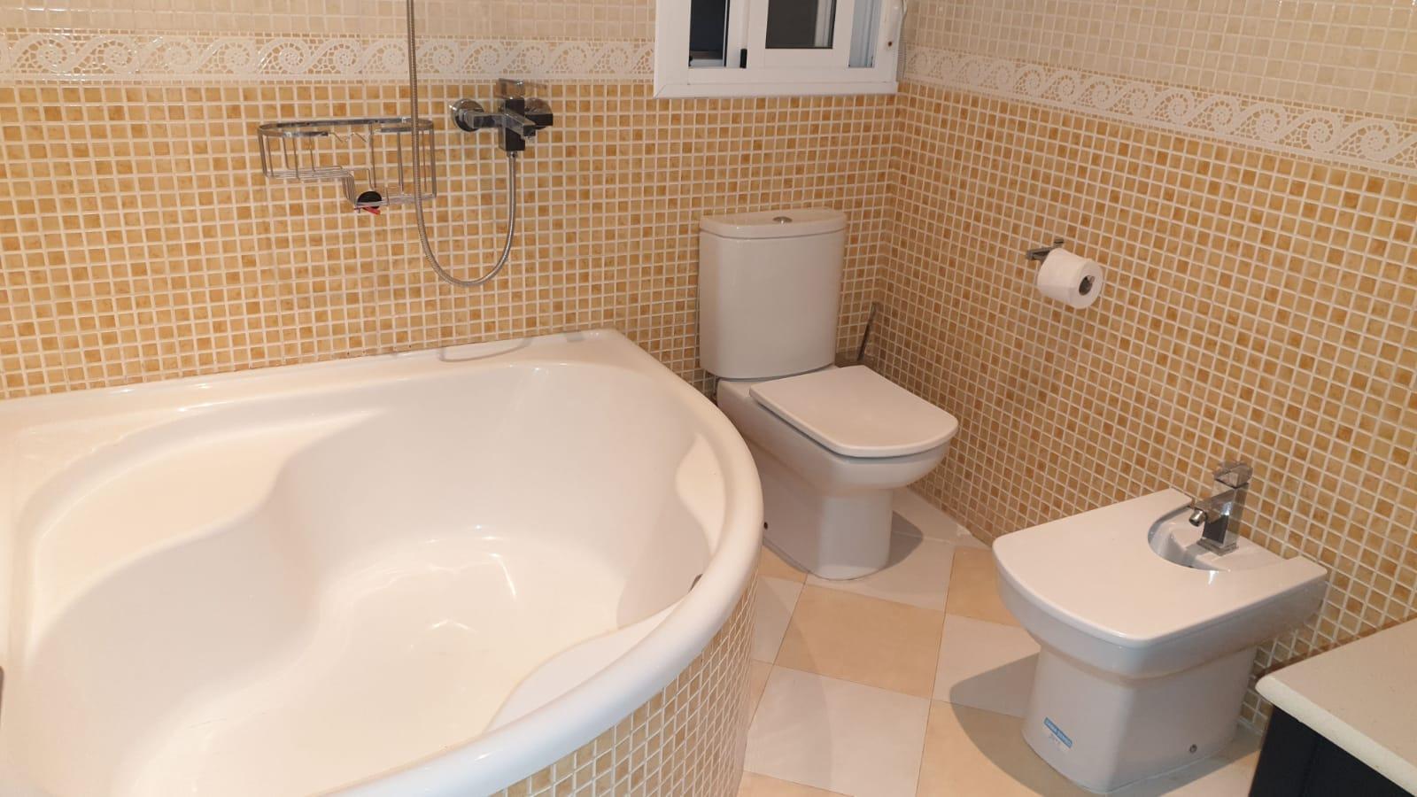 For sale of flat in San Fernando
