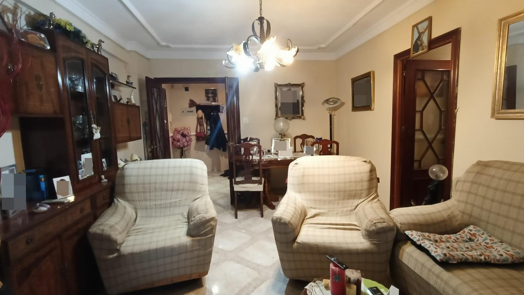 For sale of flat in San Fernando