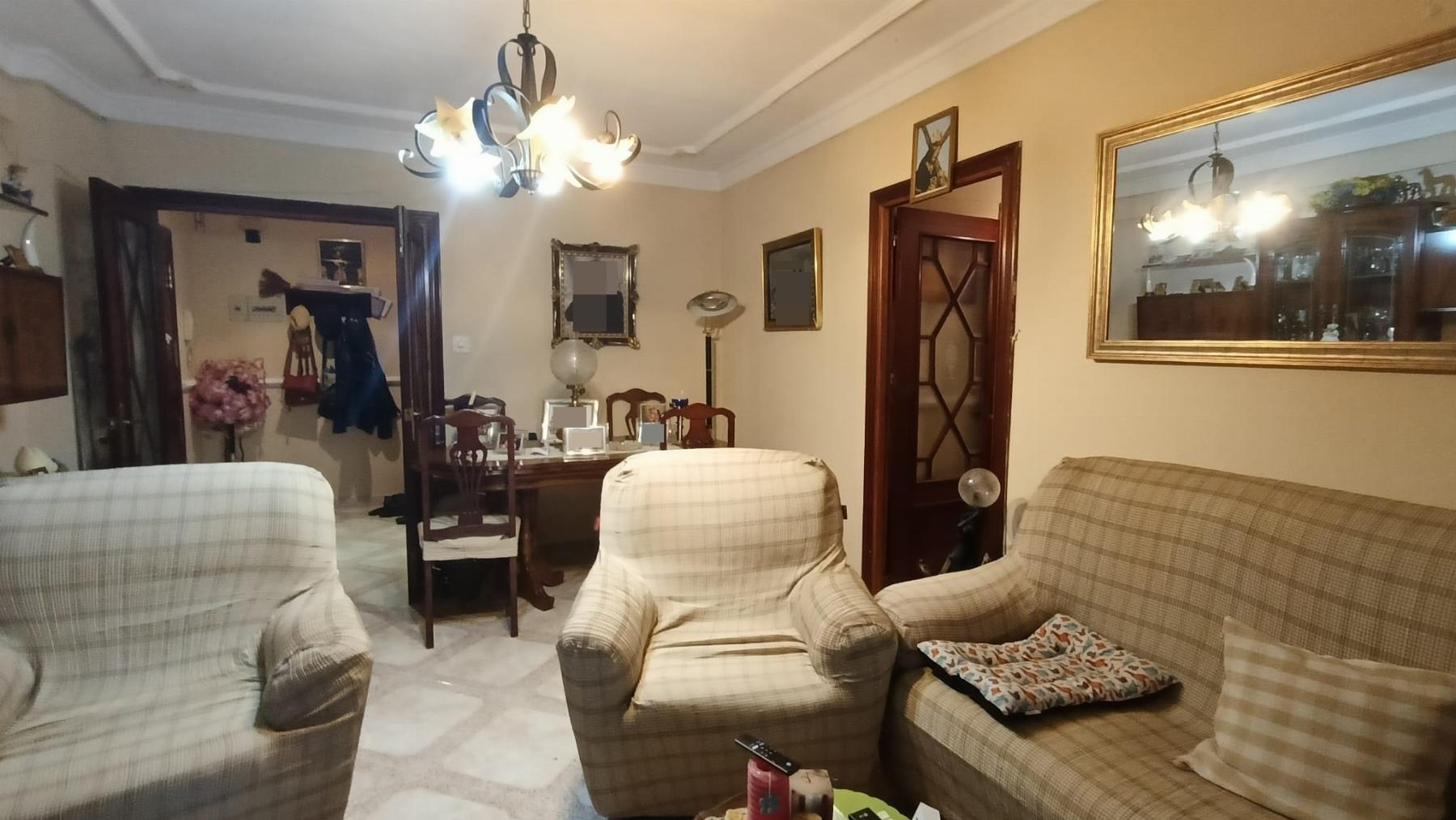 For sale of flat in San Fernando