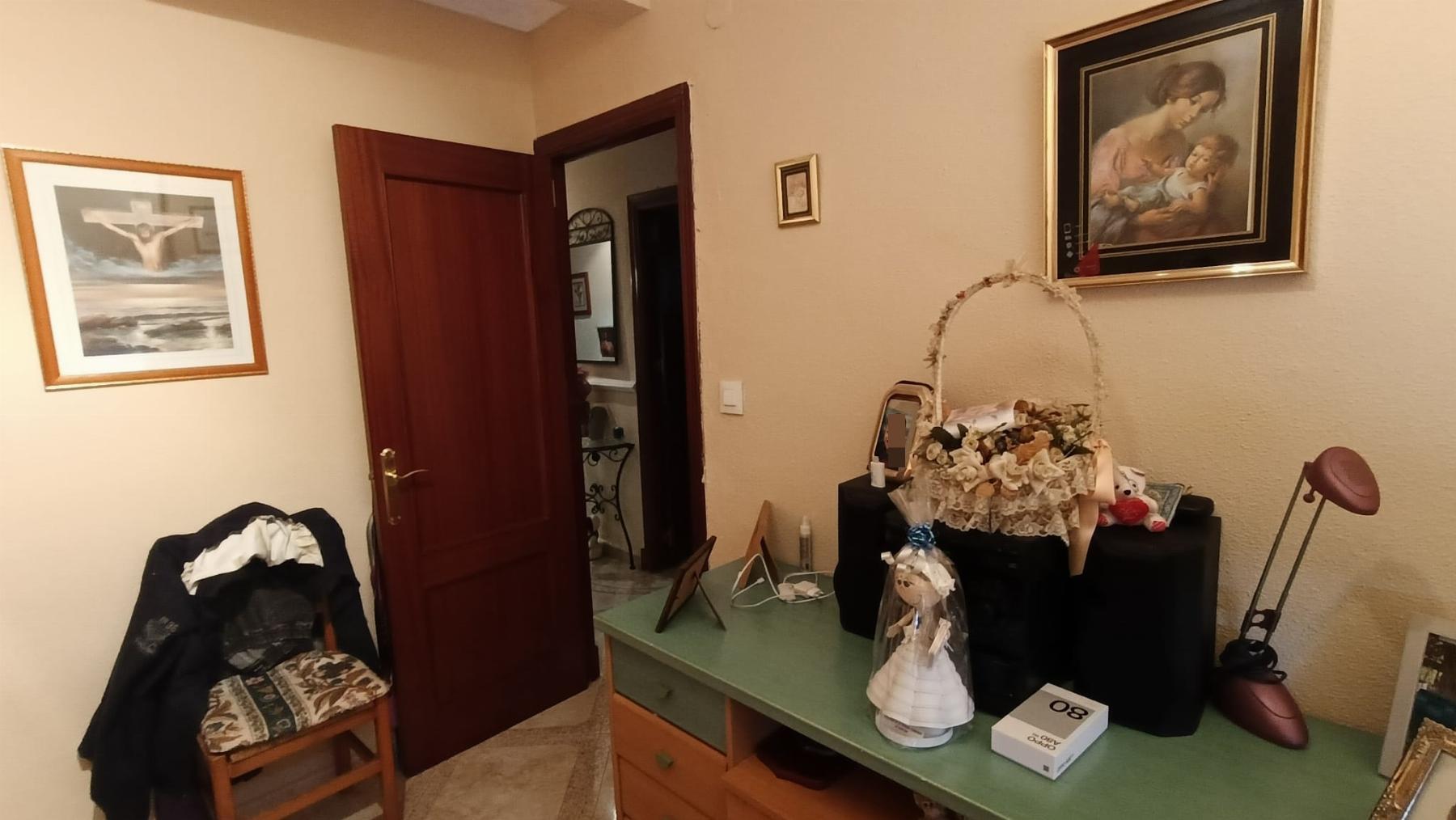 For sale of flat in San Fernando