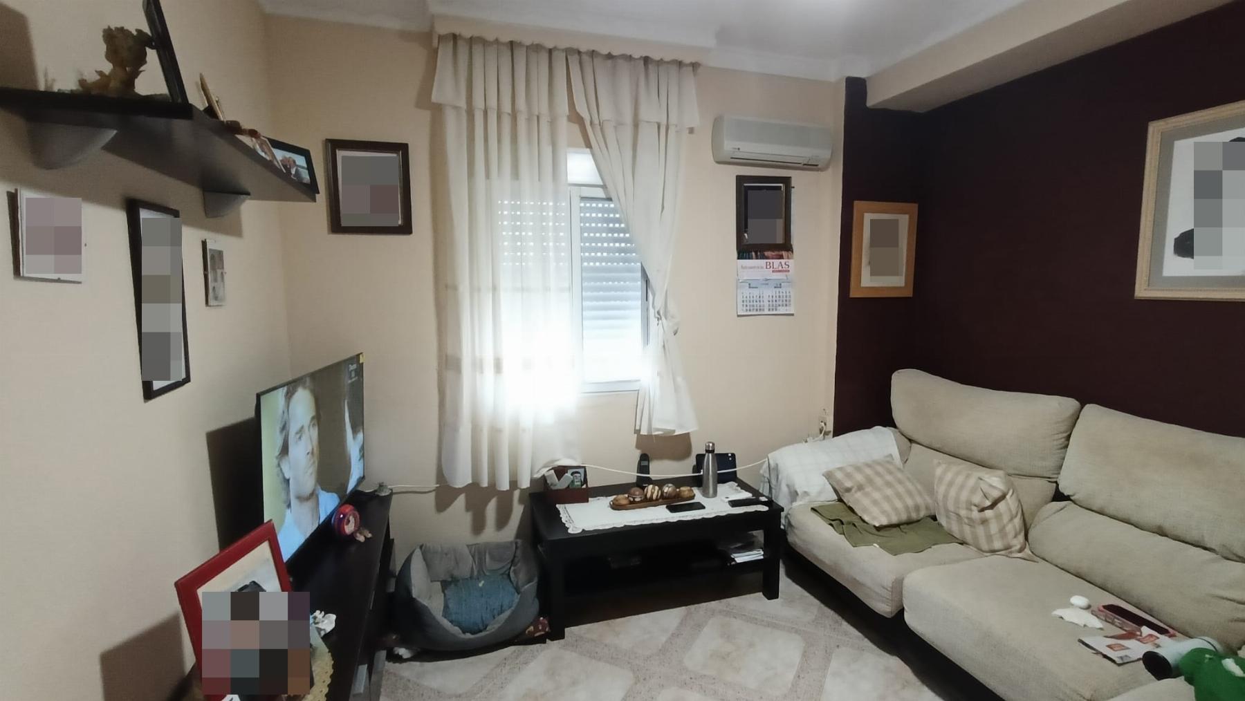 For sale of flat in San Fernando