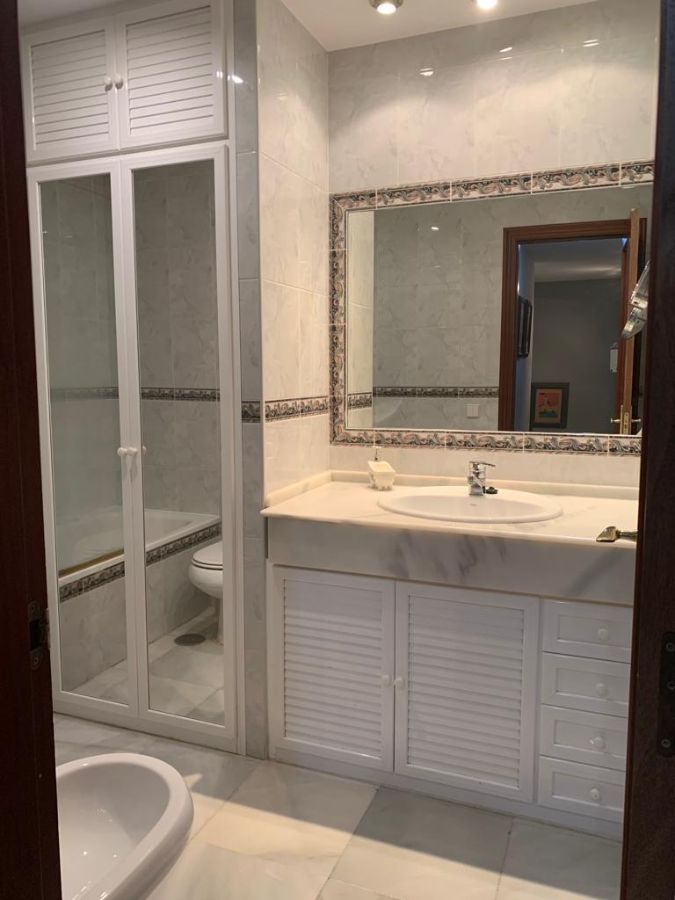 For sale of duplex in Cádiz