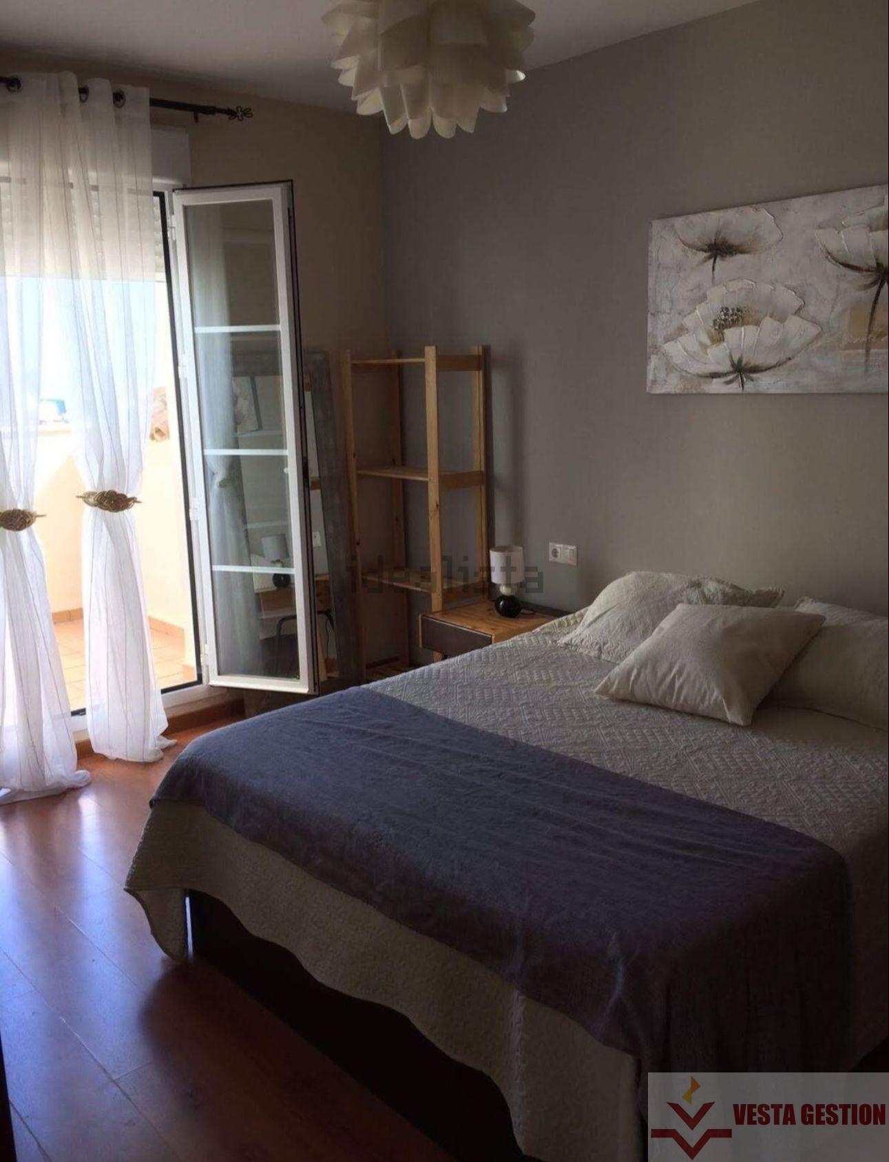 For sale of house in San Fernando