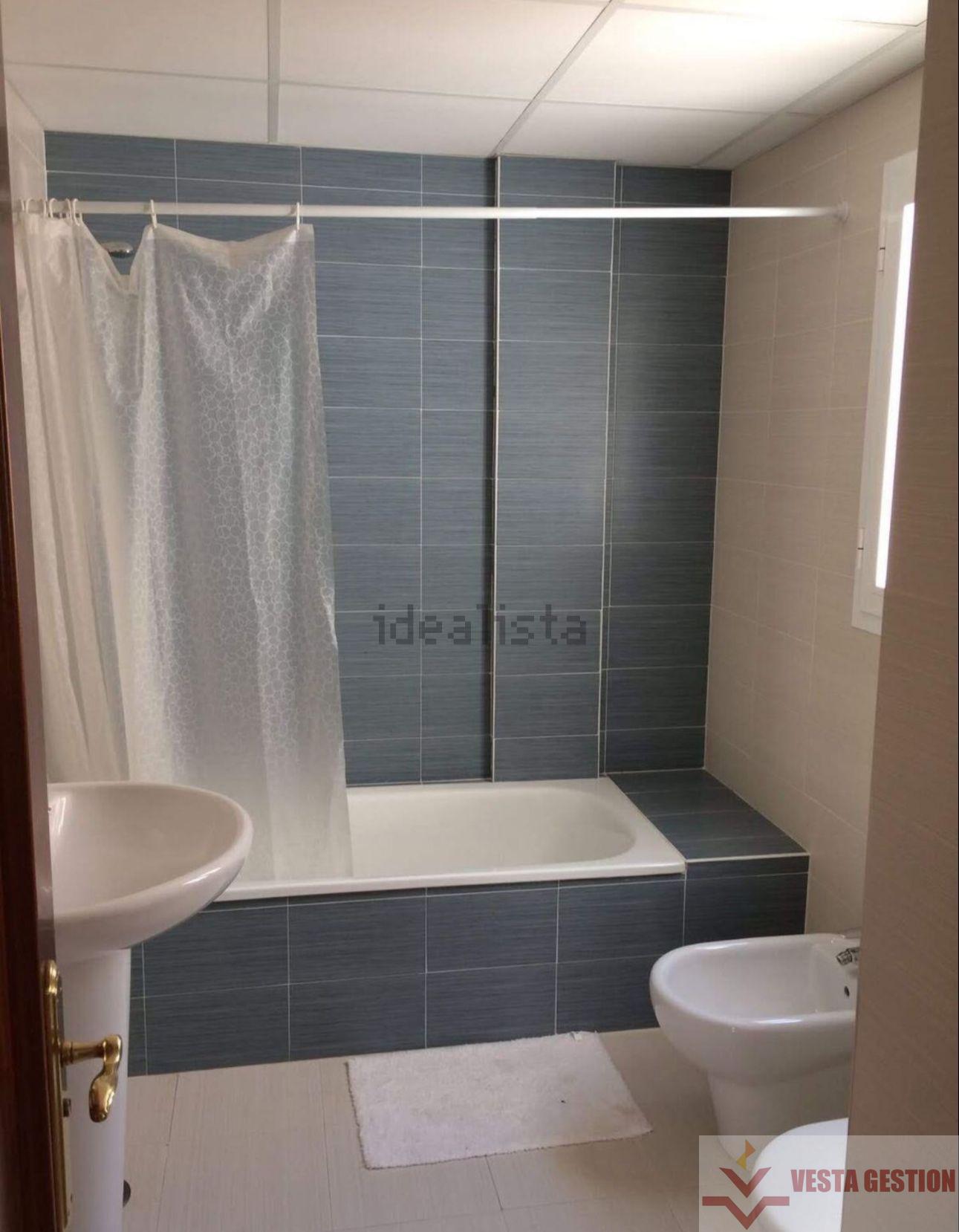 For sale of house in San Fernando