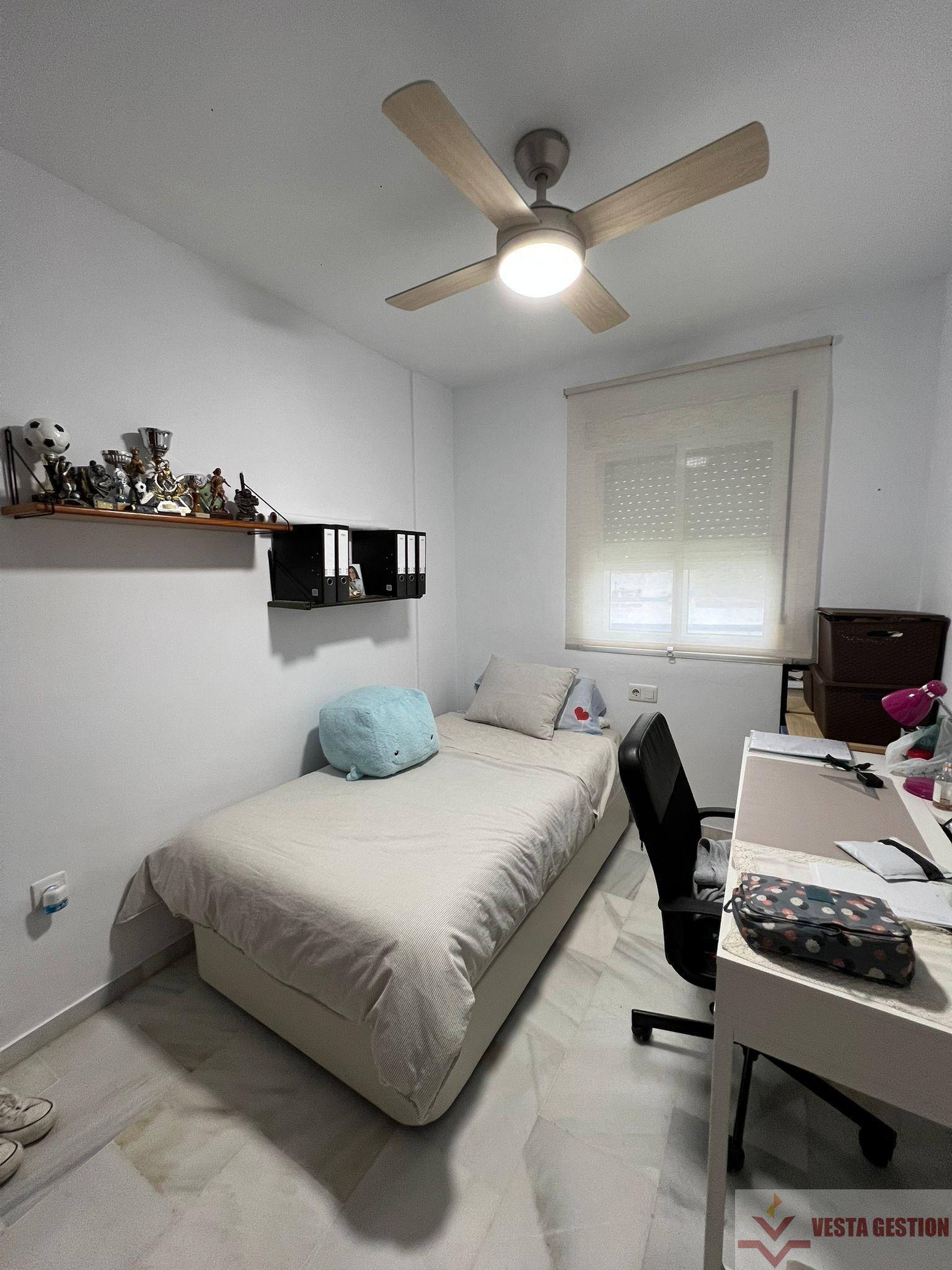For sale of house in San Fernando