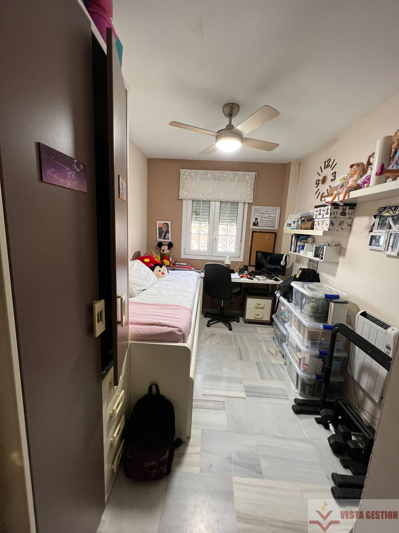 For sale of house in San Fernando