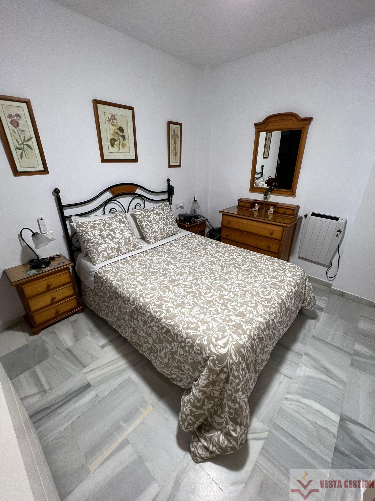 For sale of house in San Fernando