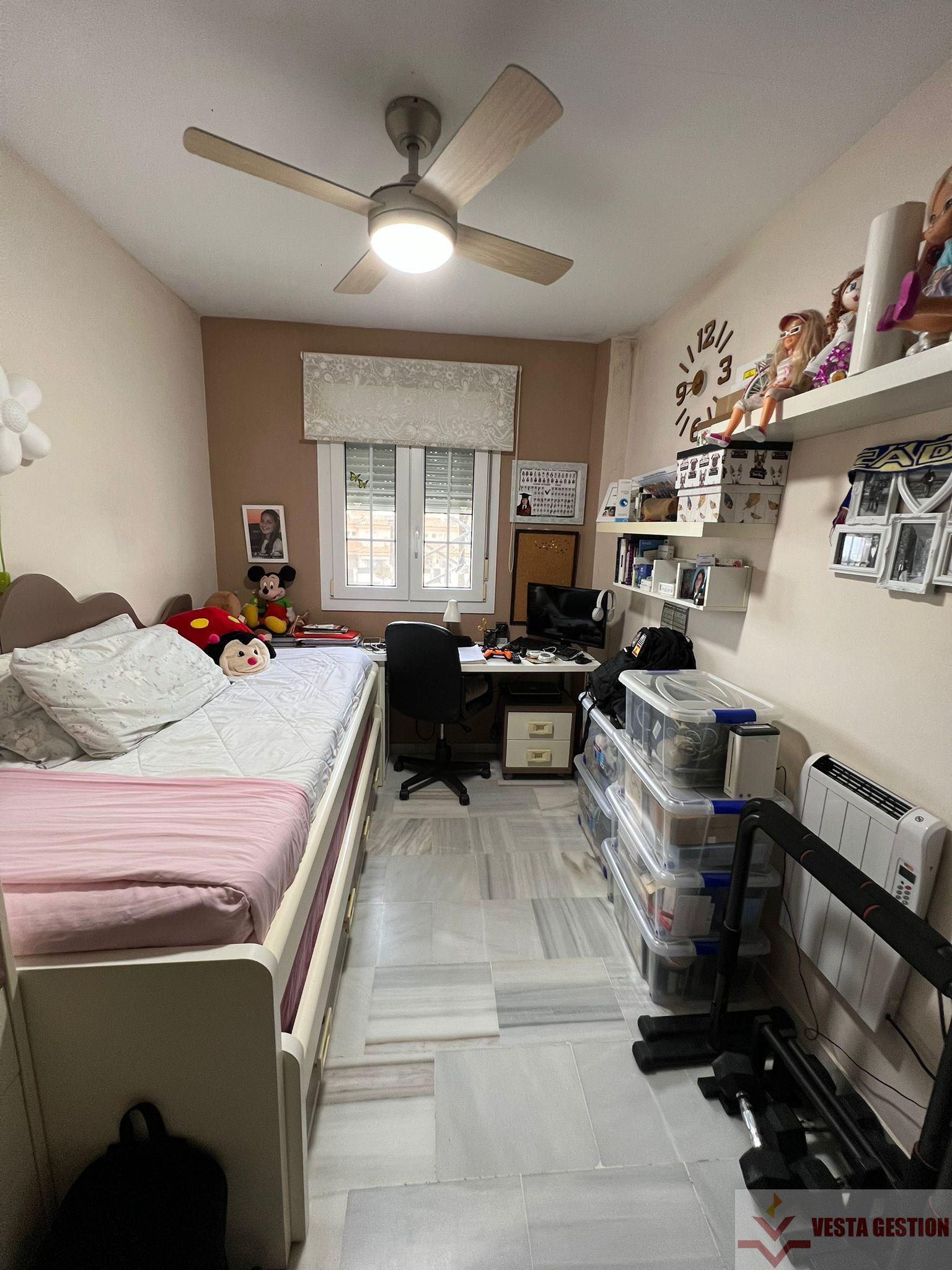For sale of house in San Fernando