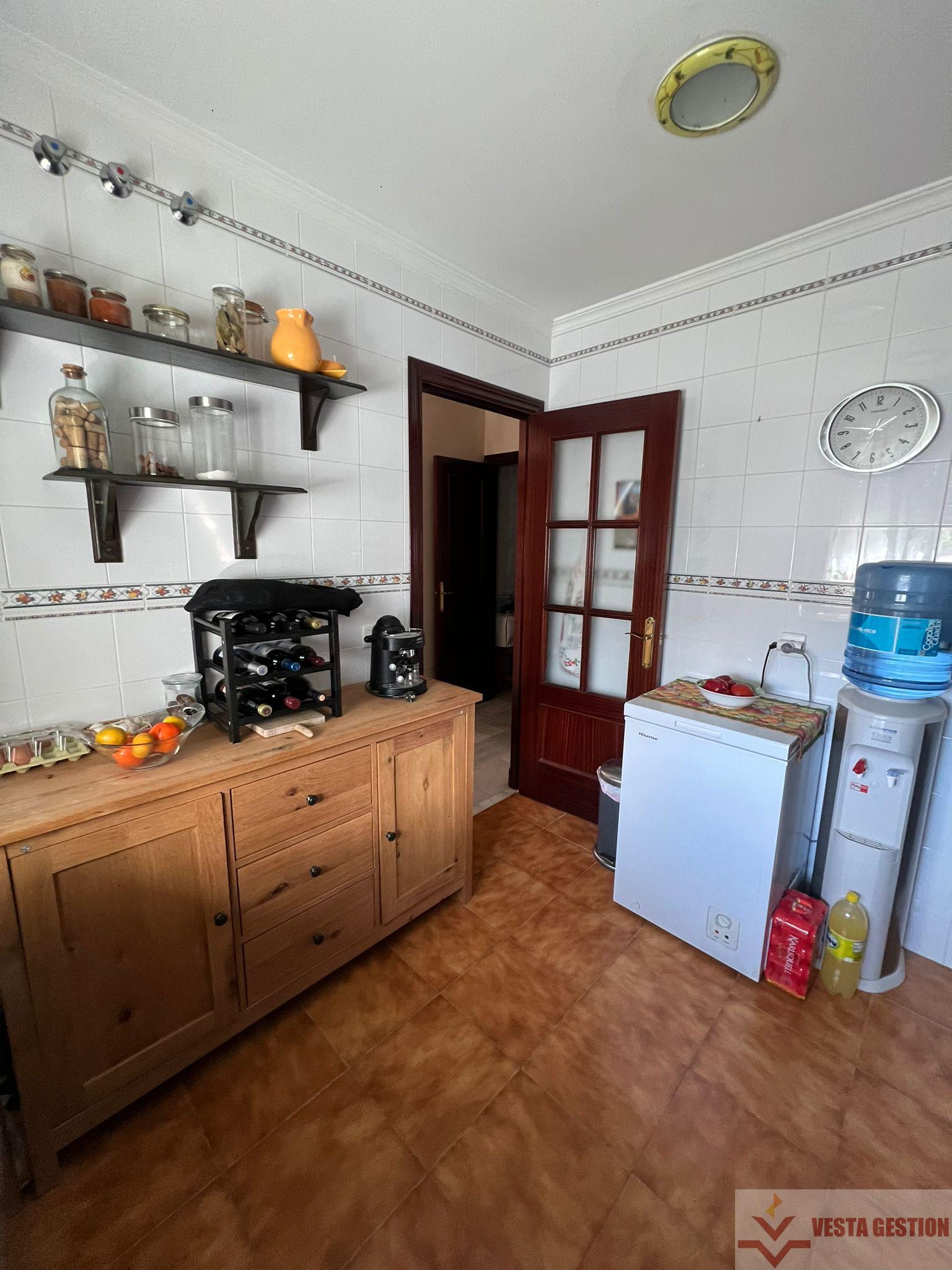 For sale of house in San Fernando