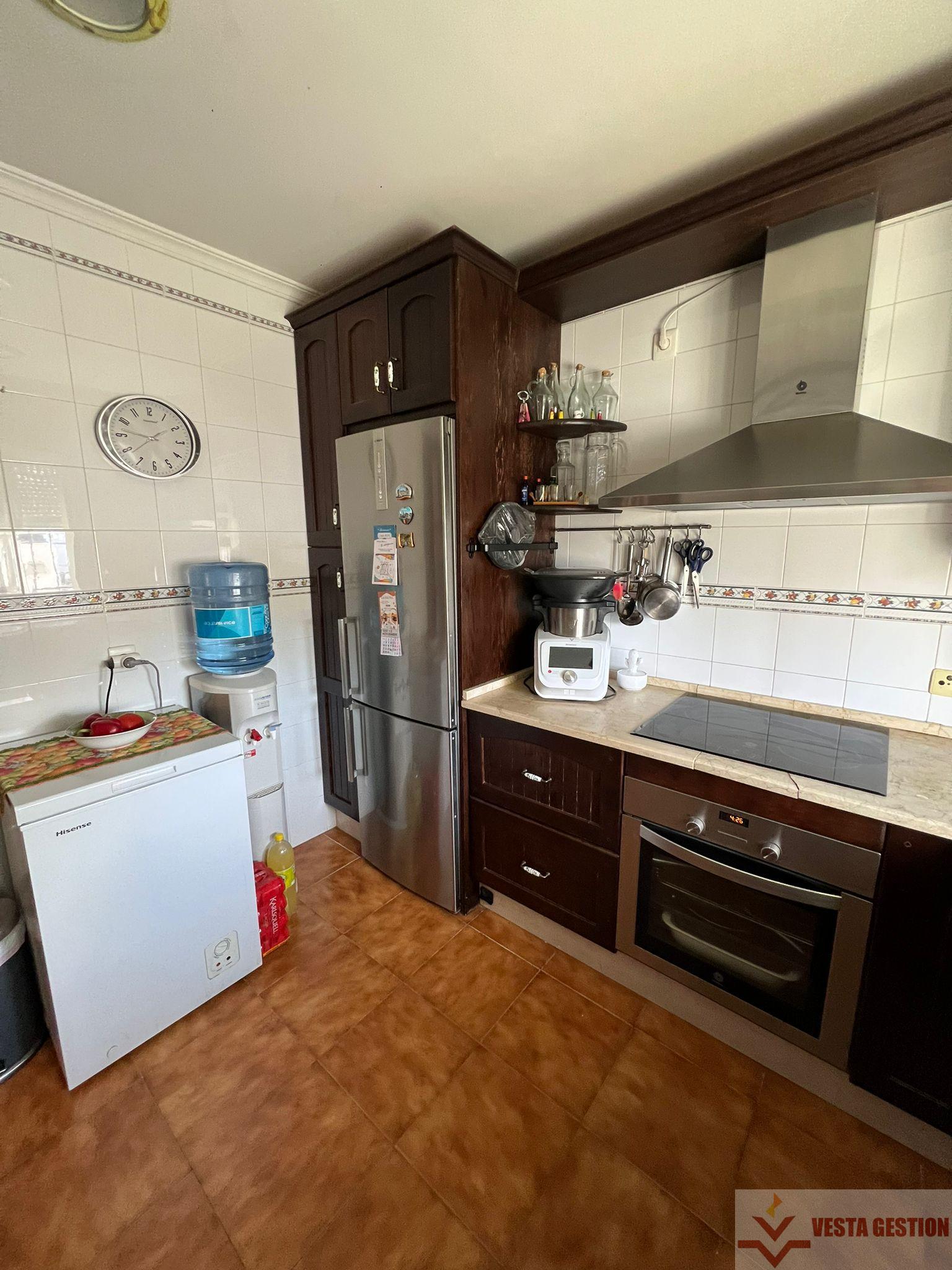 For sale of house in San Fernando