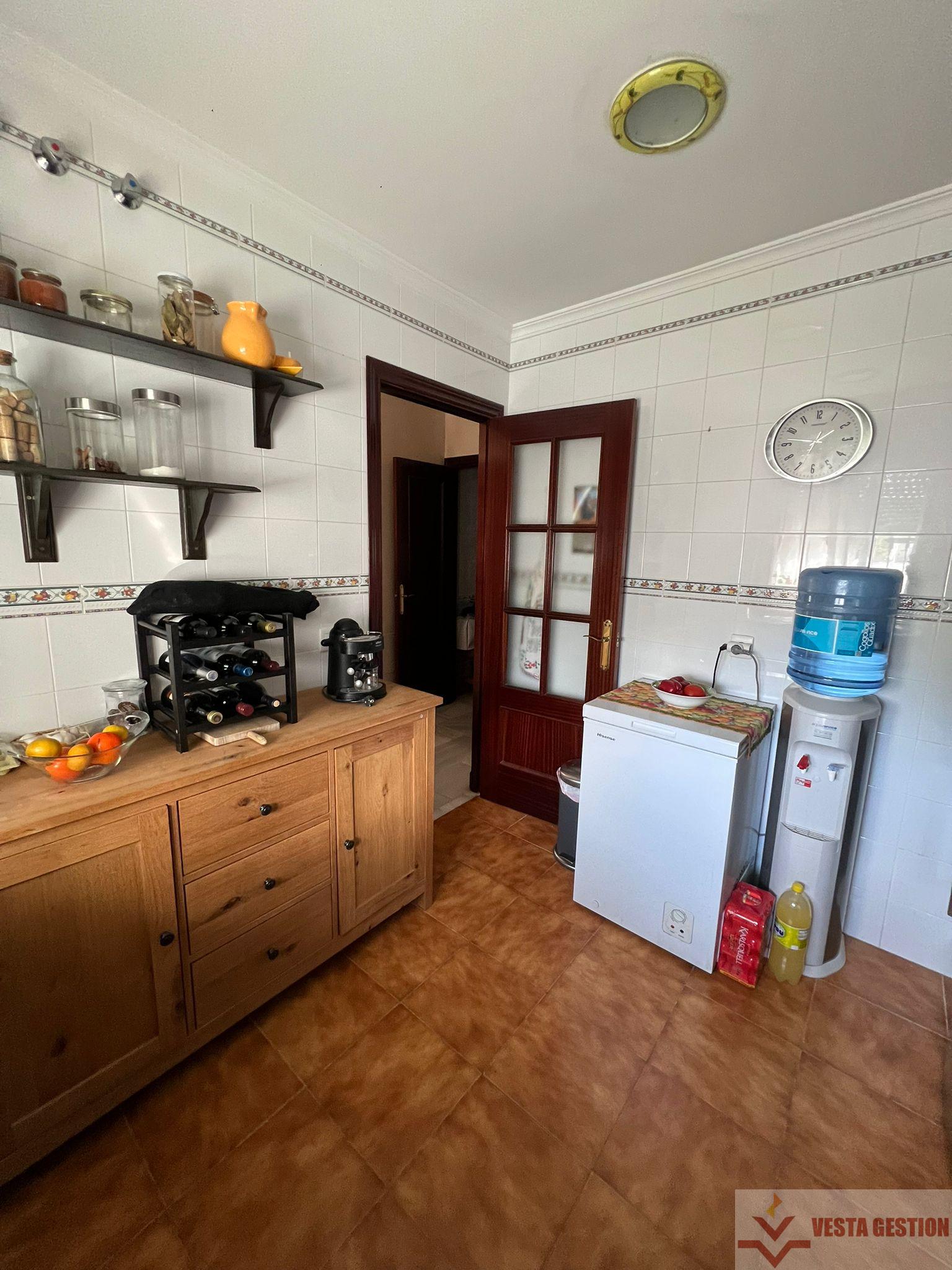 For sale of house in San Fernando