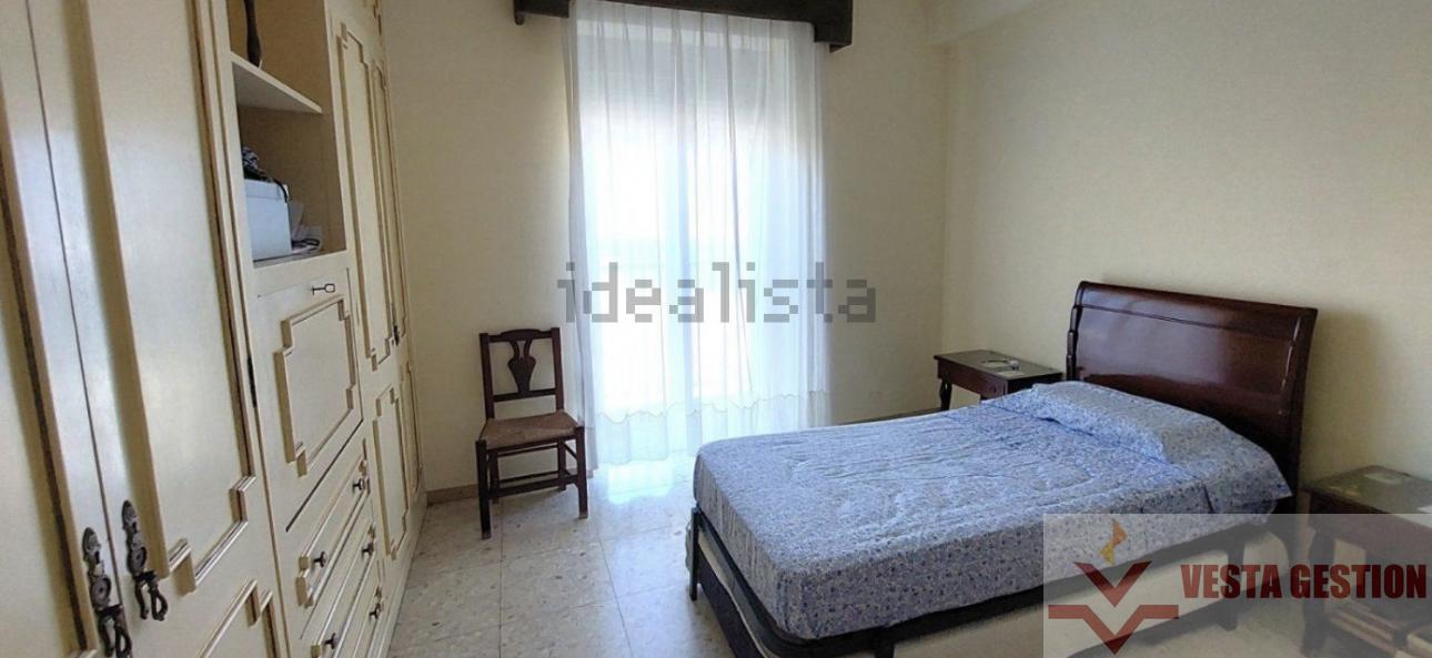 For sale of flat in Cádiz