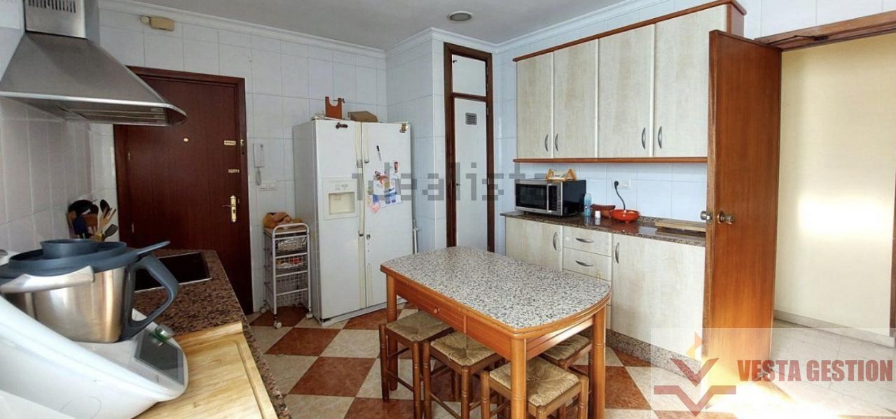 For sale of flat in Cádiz