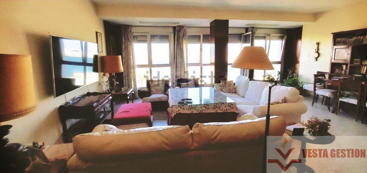 For sale of flat in Cádiz