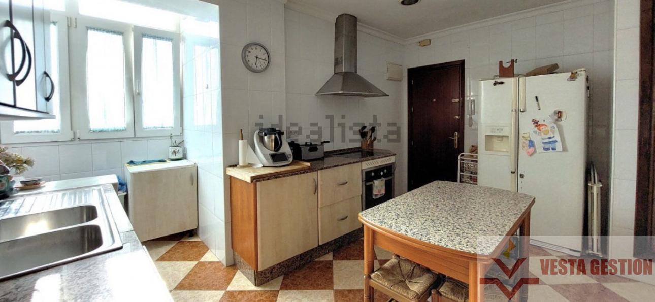 For sale of flat in Cádiz