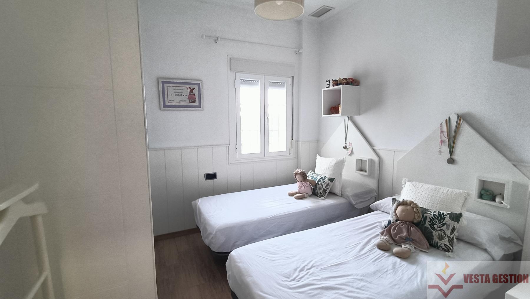 For sale of chalet in Chiclana de la Frontera