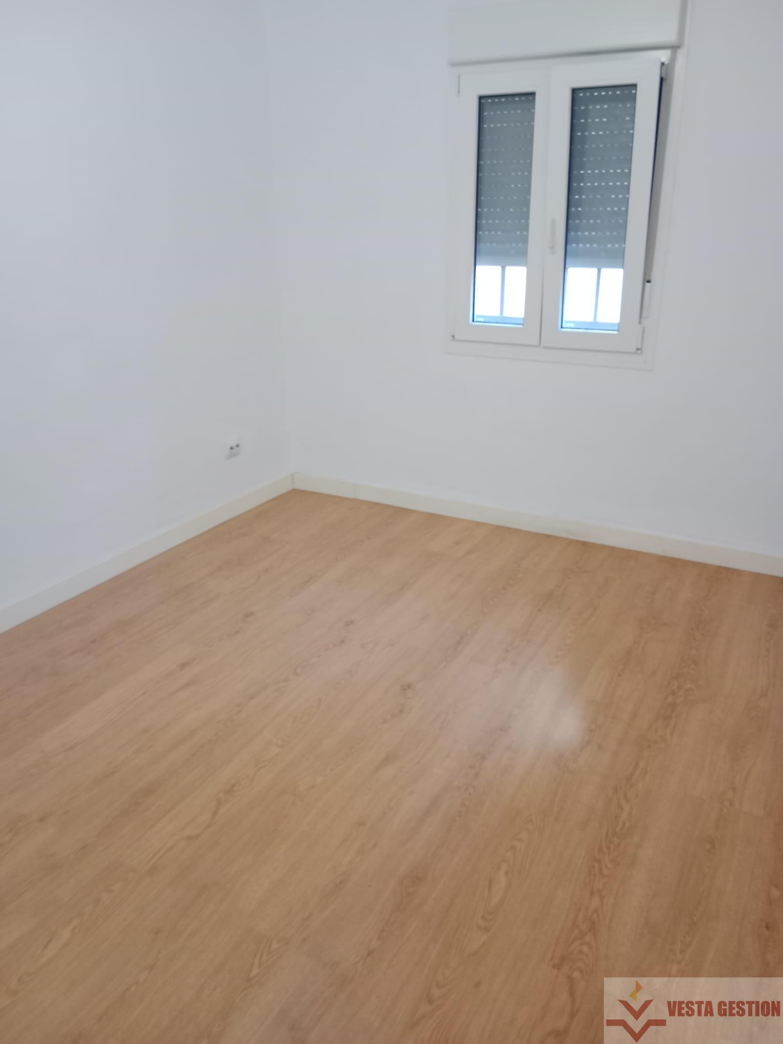For sale of flat in San Fernando