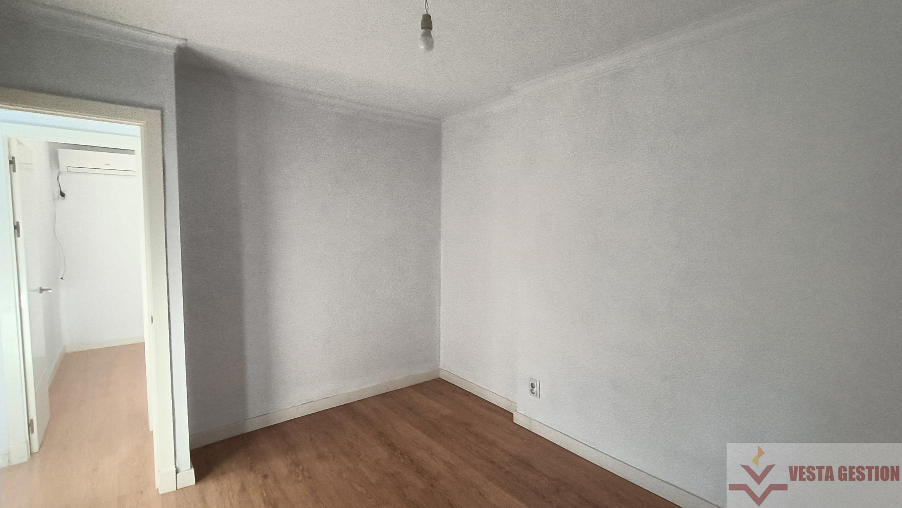 For sale of flat in San Fernando
