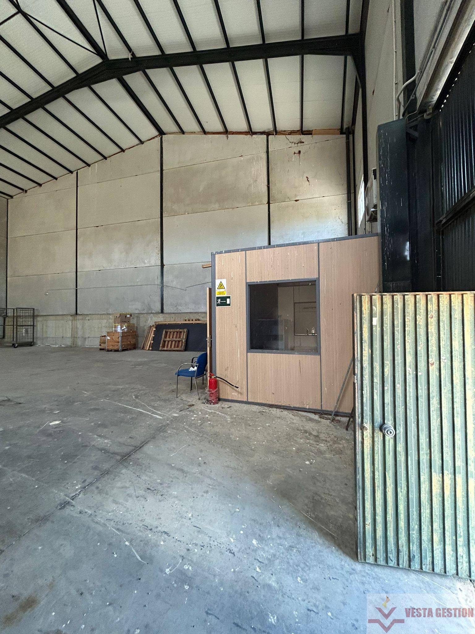 For sale of industrial plant/warehouse in Alcalá de los Gazules