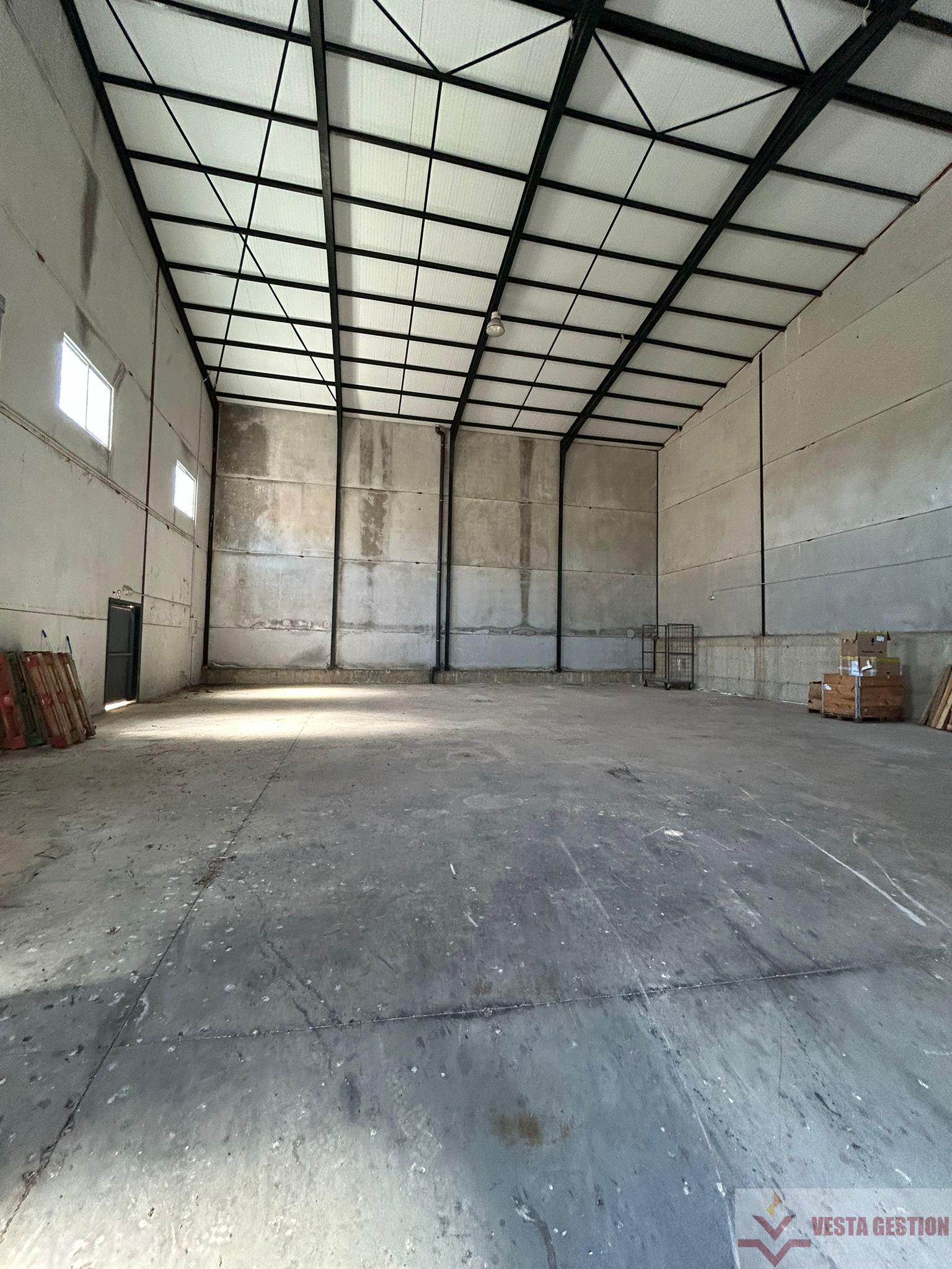 For sale of industrial plant/warehouse in Alcalá de los Gazules