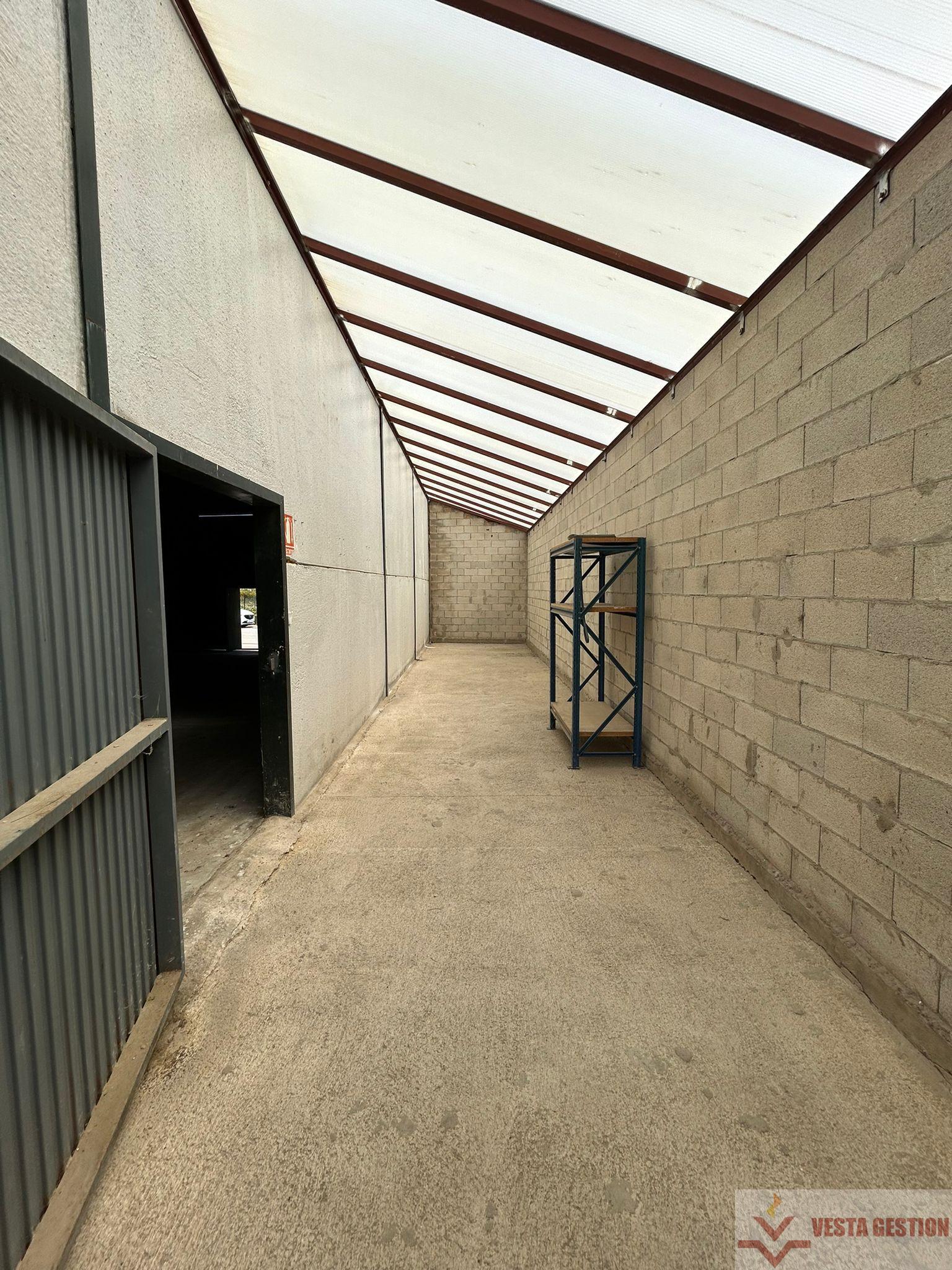 For sale of industrial plant/warehouse in Alcalá de los Gazules
