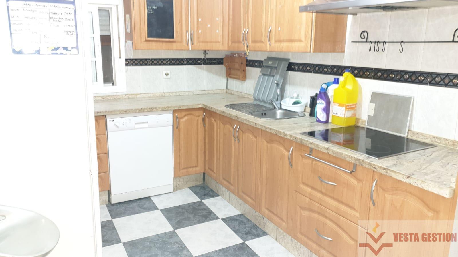 For sale of flat in San Fernando