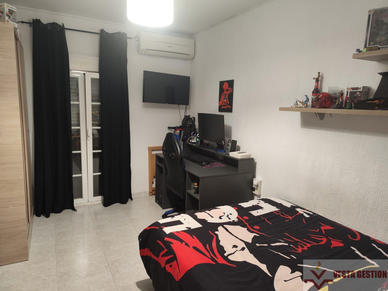For sale of flat in San Fernando