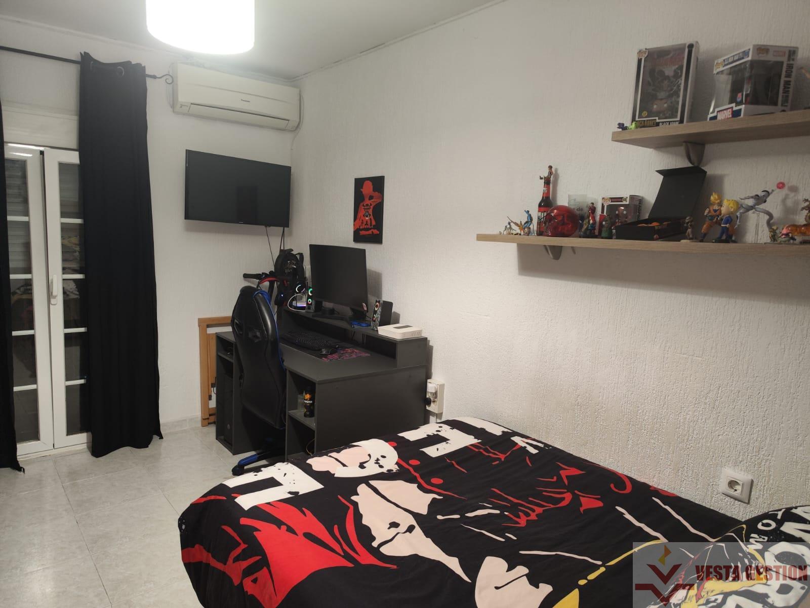 For sale of flat in San Fernando