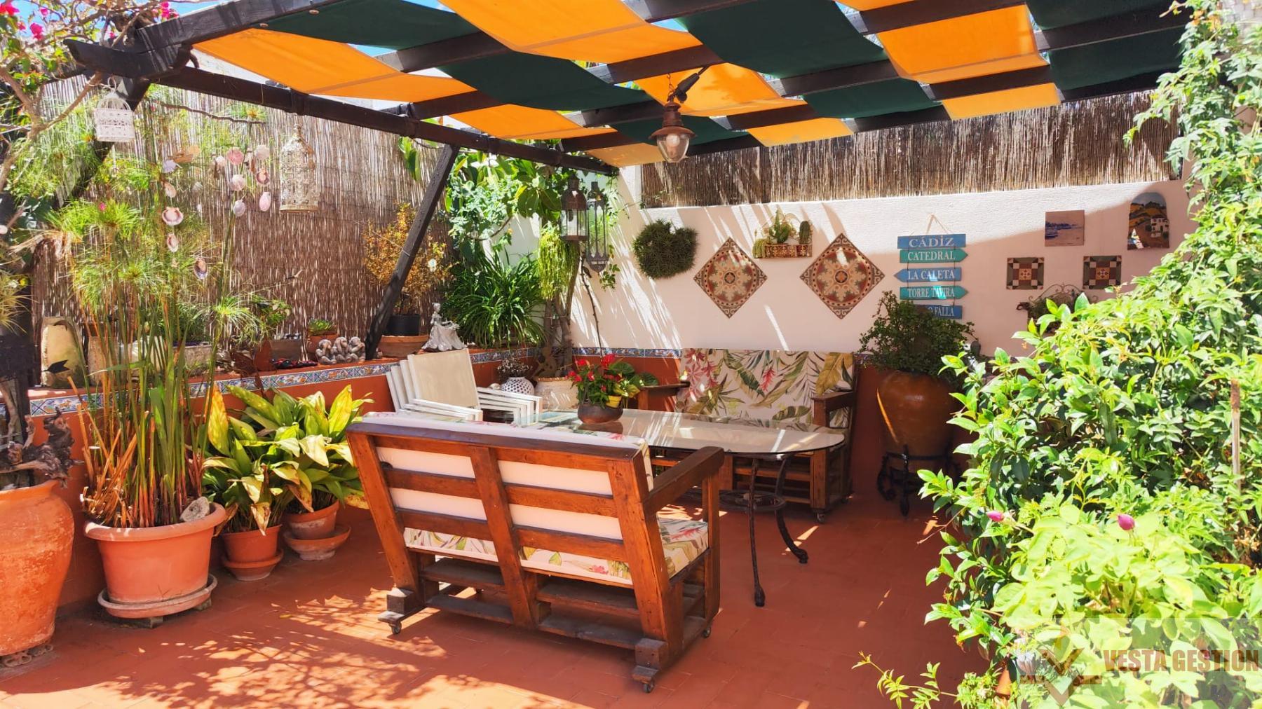 For sale of flat in Cádiz