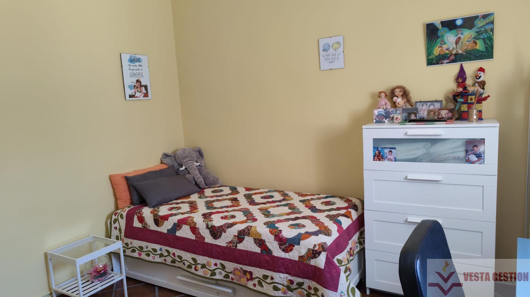 For sale of flat in Cádiz