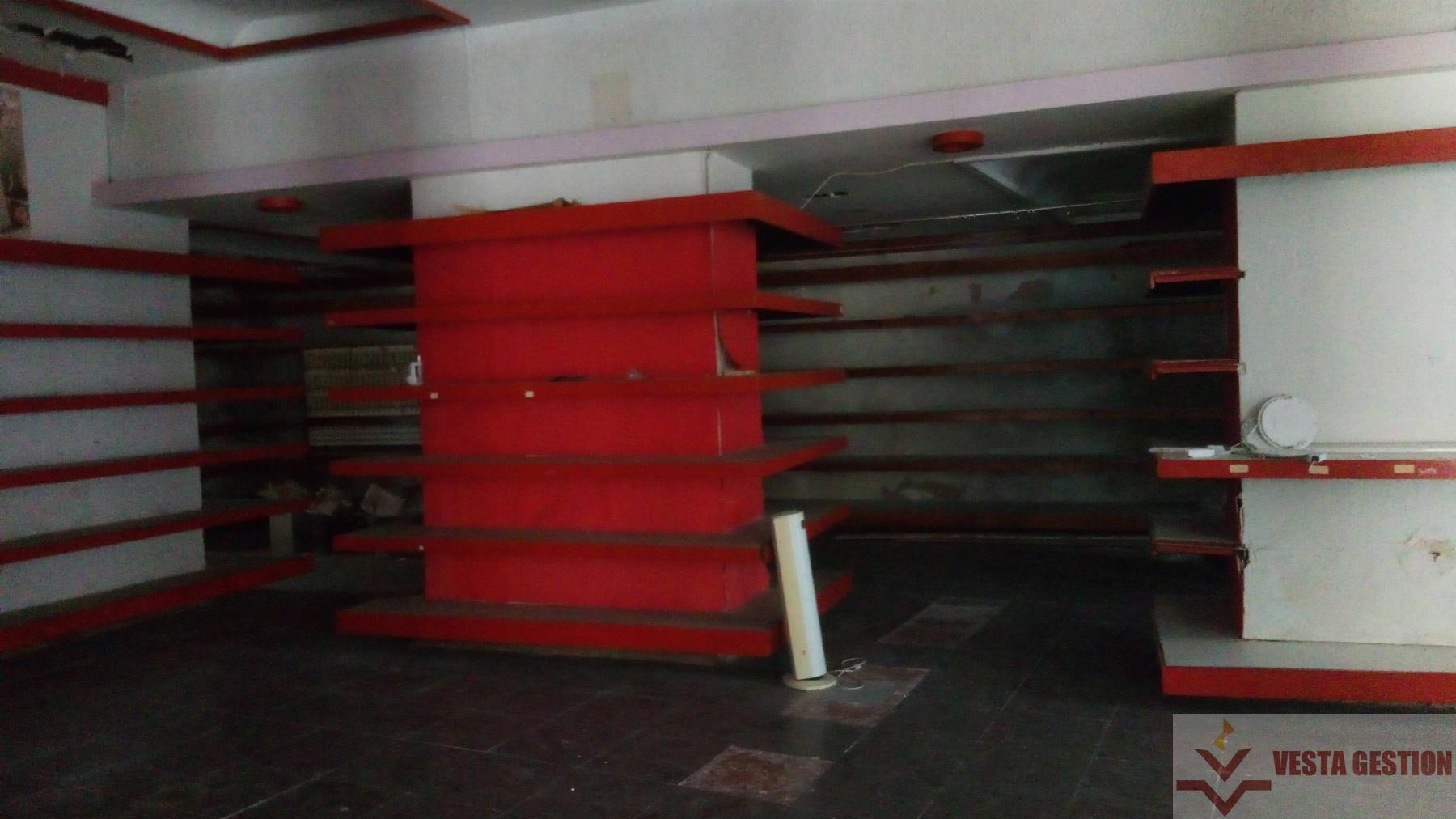 For rent of commercial in San Fernando