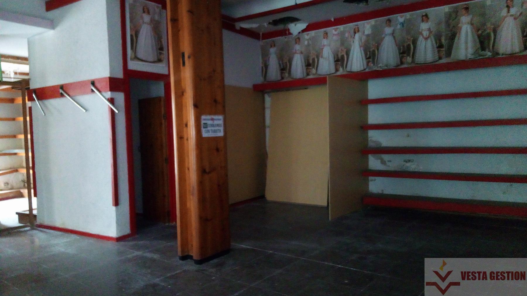 For rent of commercial in San Fernando