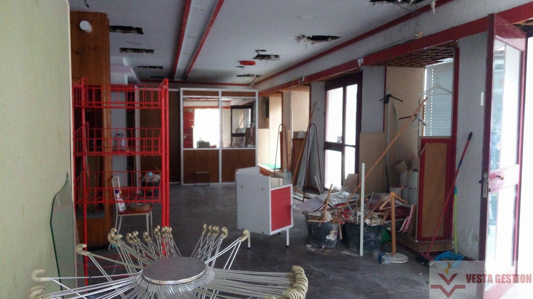 For rent of commercial in San Fernando