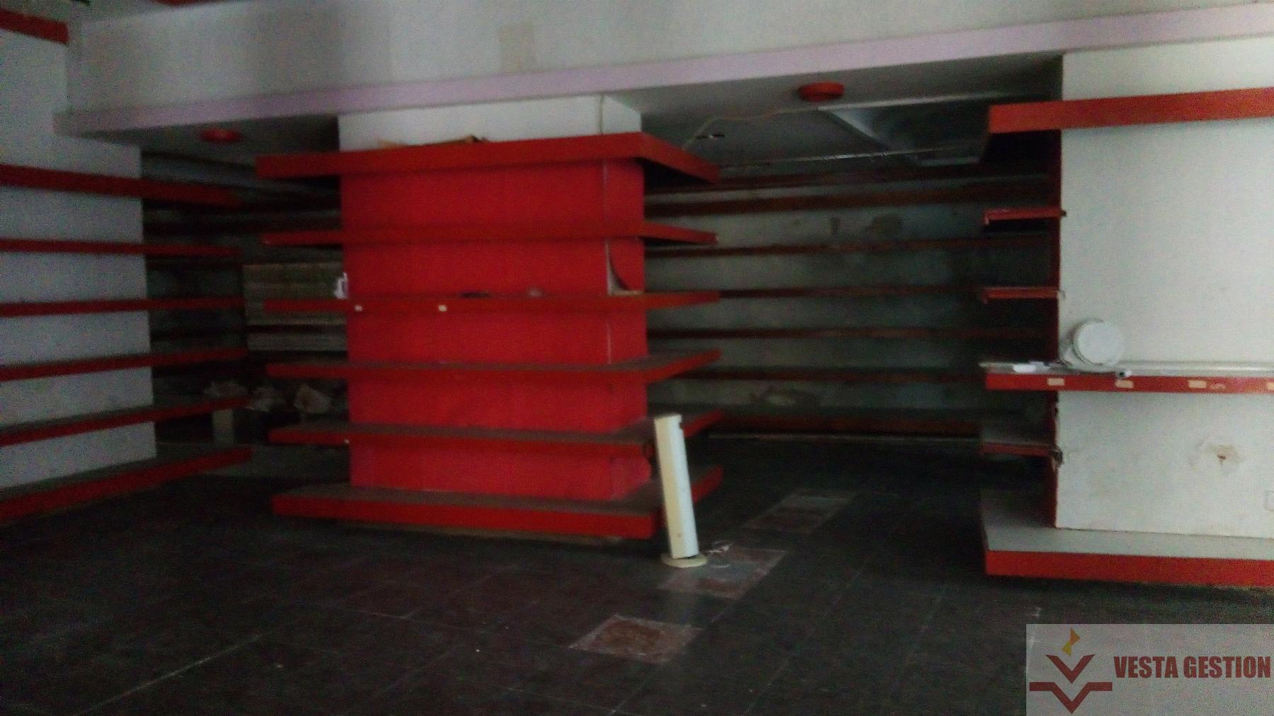 For rent of commercial in San Fernando