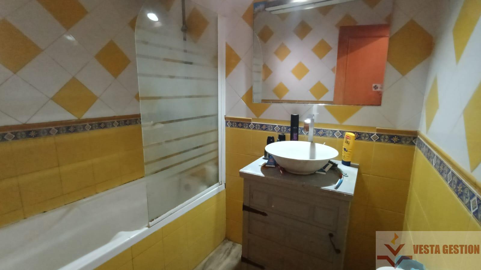 For sale of flat in San Fernando