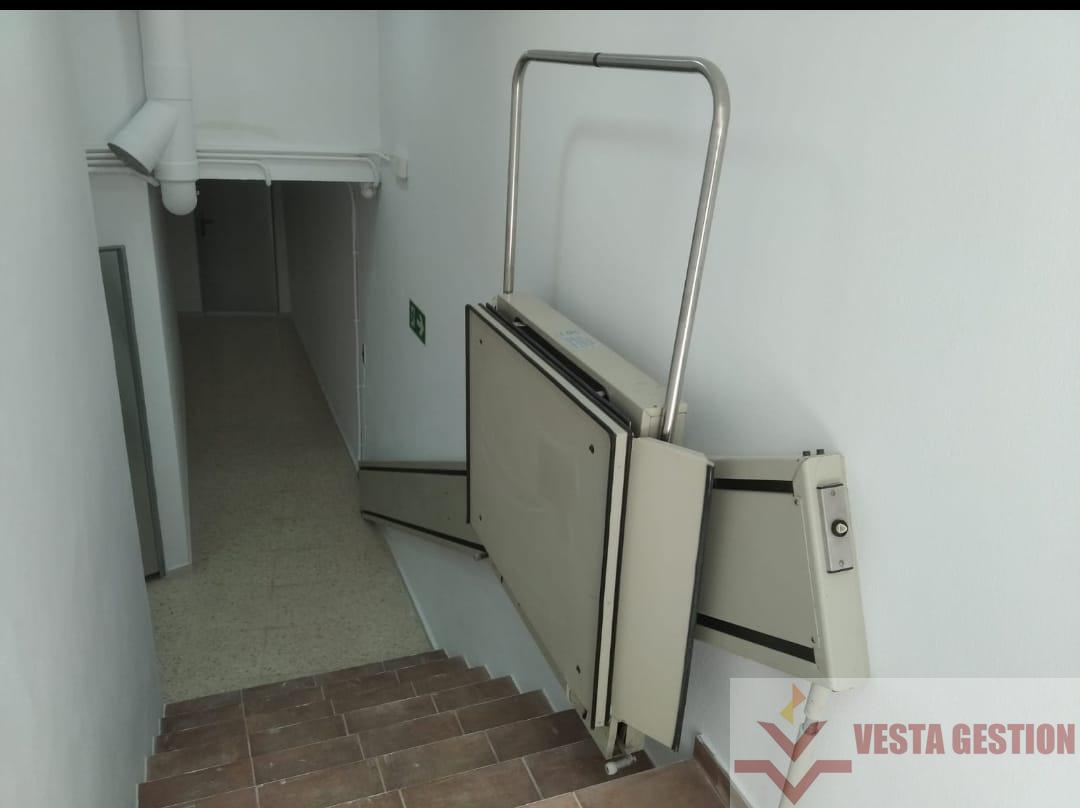 For sale of storage room in Conil